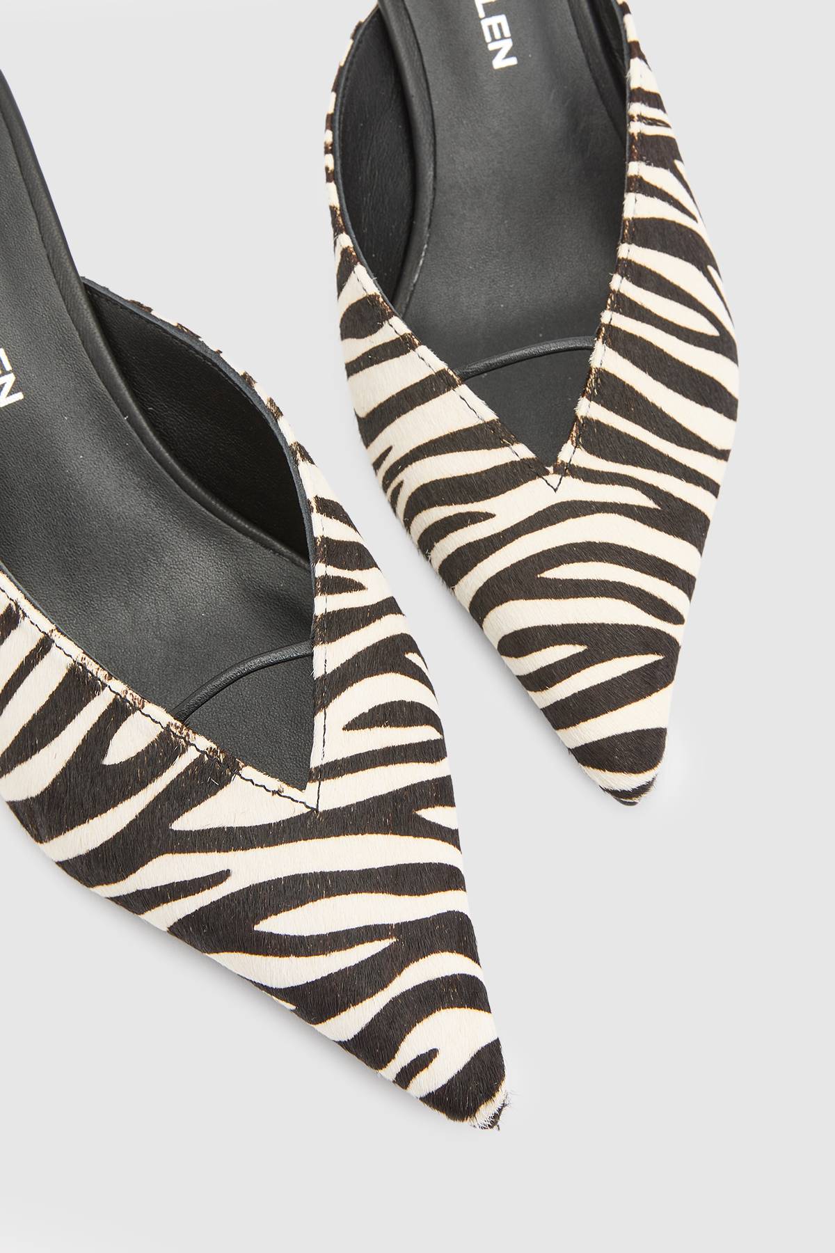 KarenMillen Mules À Talon Fermées En Cuir Poulain