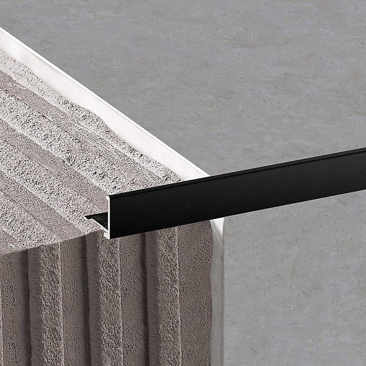 Profilé de carrelage intérieur angle droit alu 8 mm x 2.5 m Diall noir