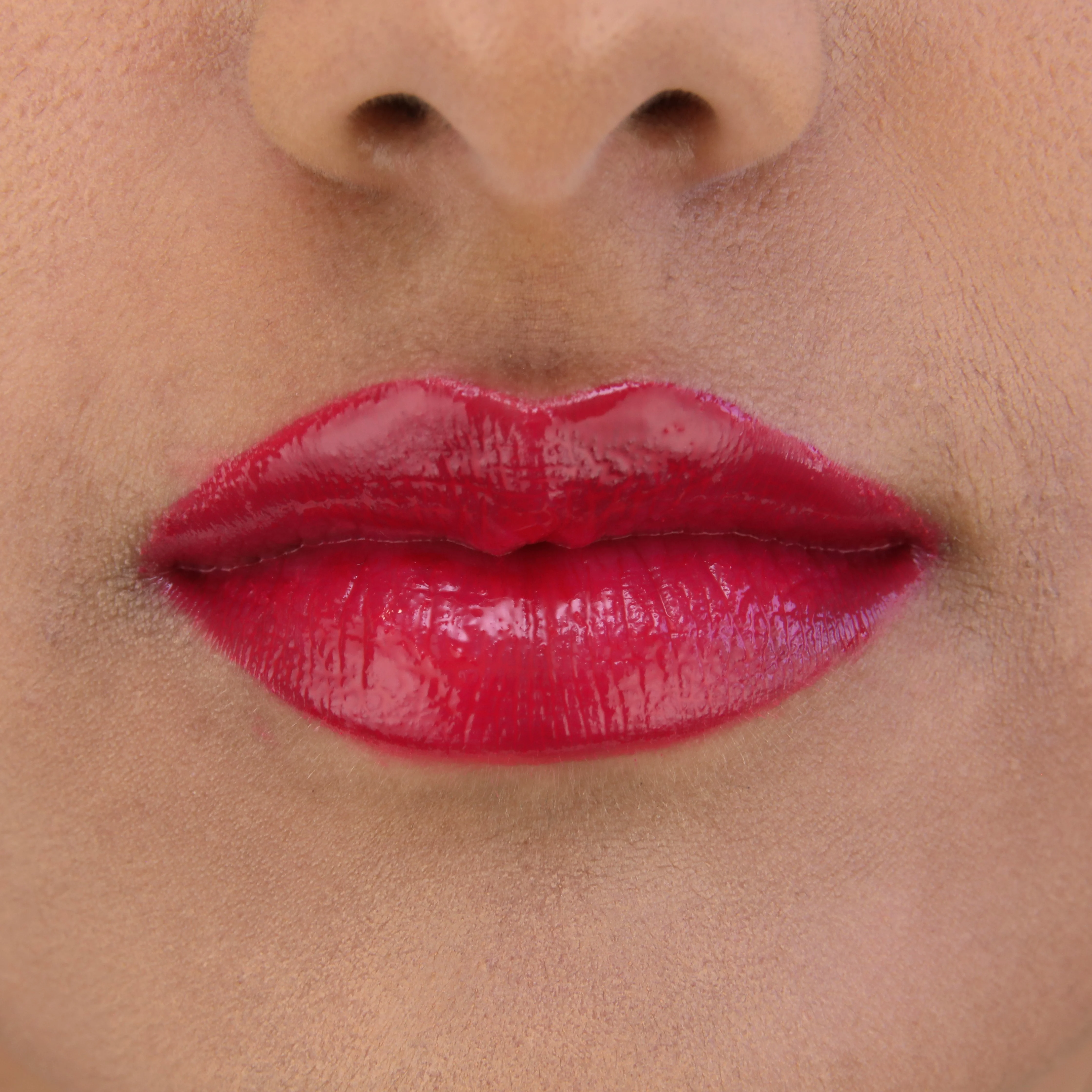 Gloss naturelvegan |- 801 ROUGE FRAMBOISE GLOSSY 