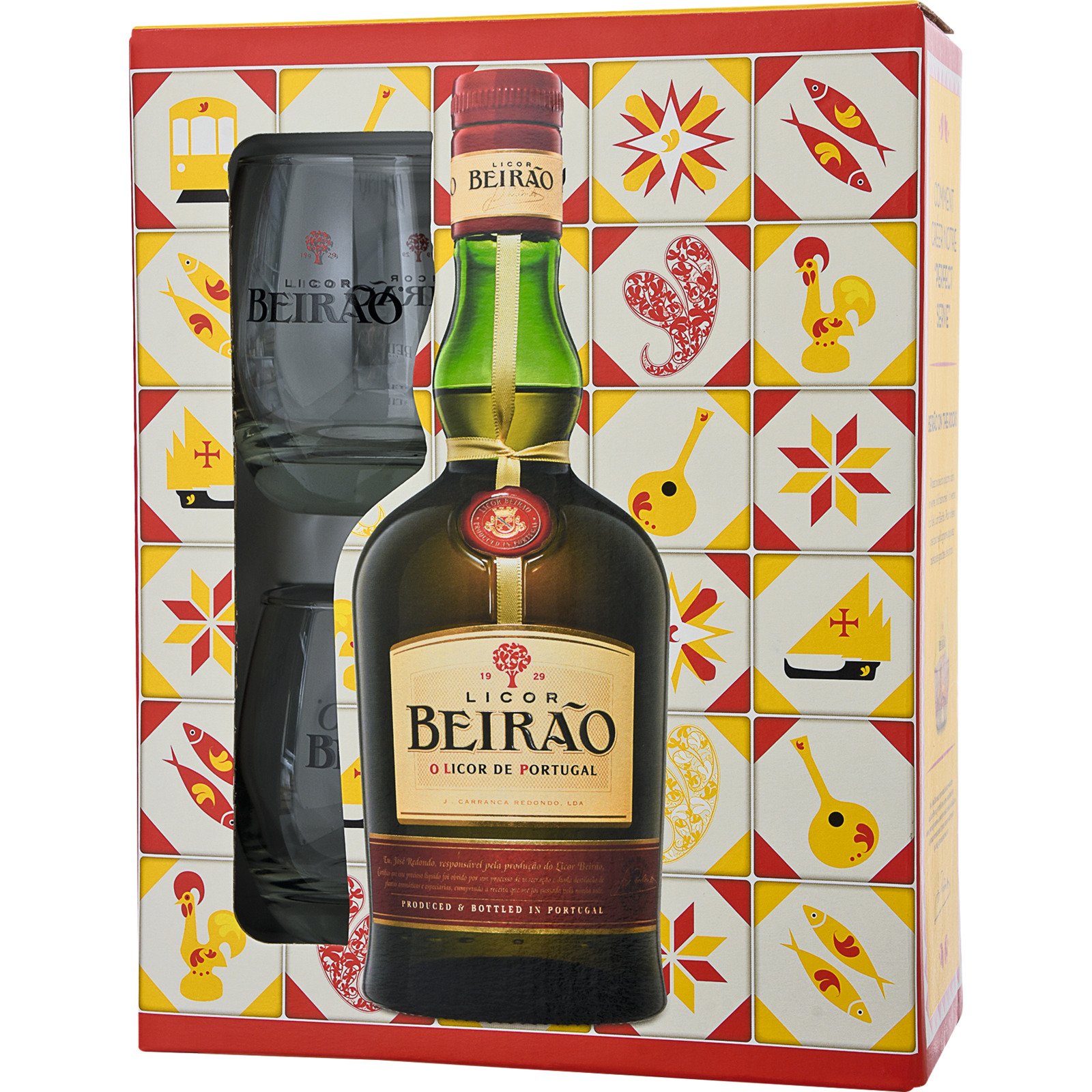 Licor Beirão mit zwei Gläsern