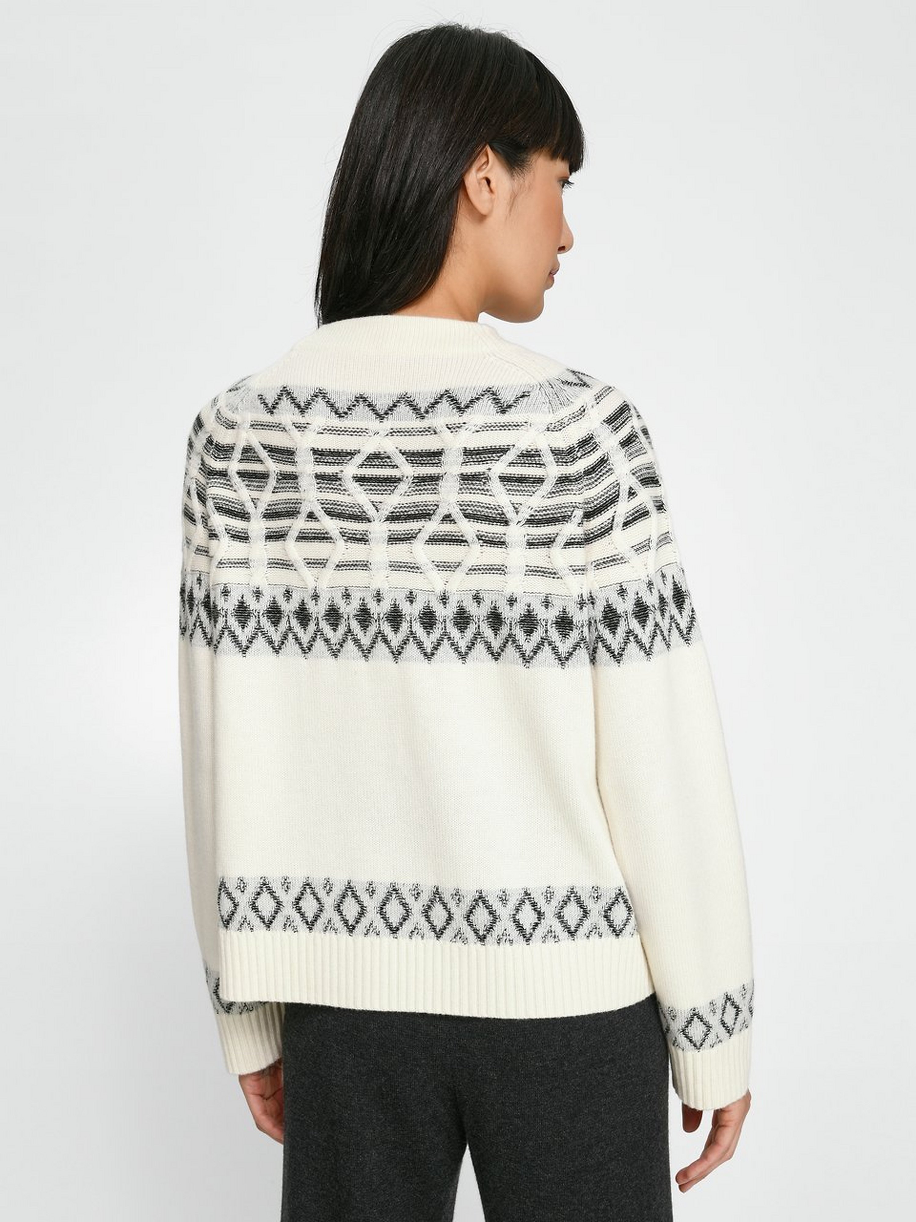 Strickpullover in A-Form