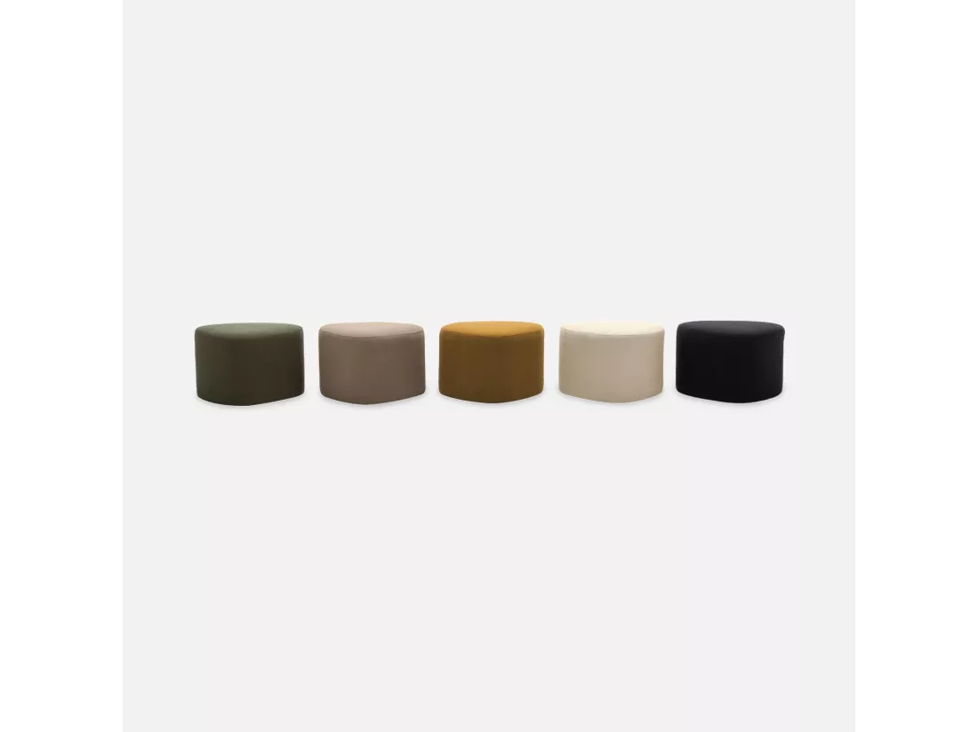 tabouret. pouf en forme de galet en tissu beige. TAO L 60 x P 44 x H 40cm