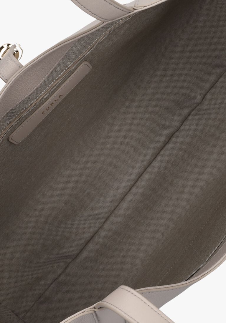beige furla schoudertas goccia xl hobo