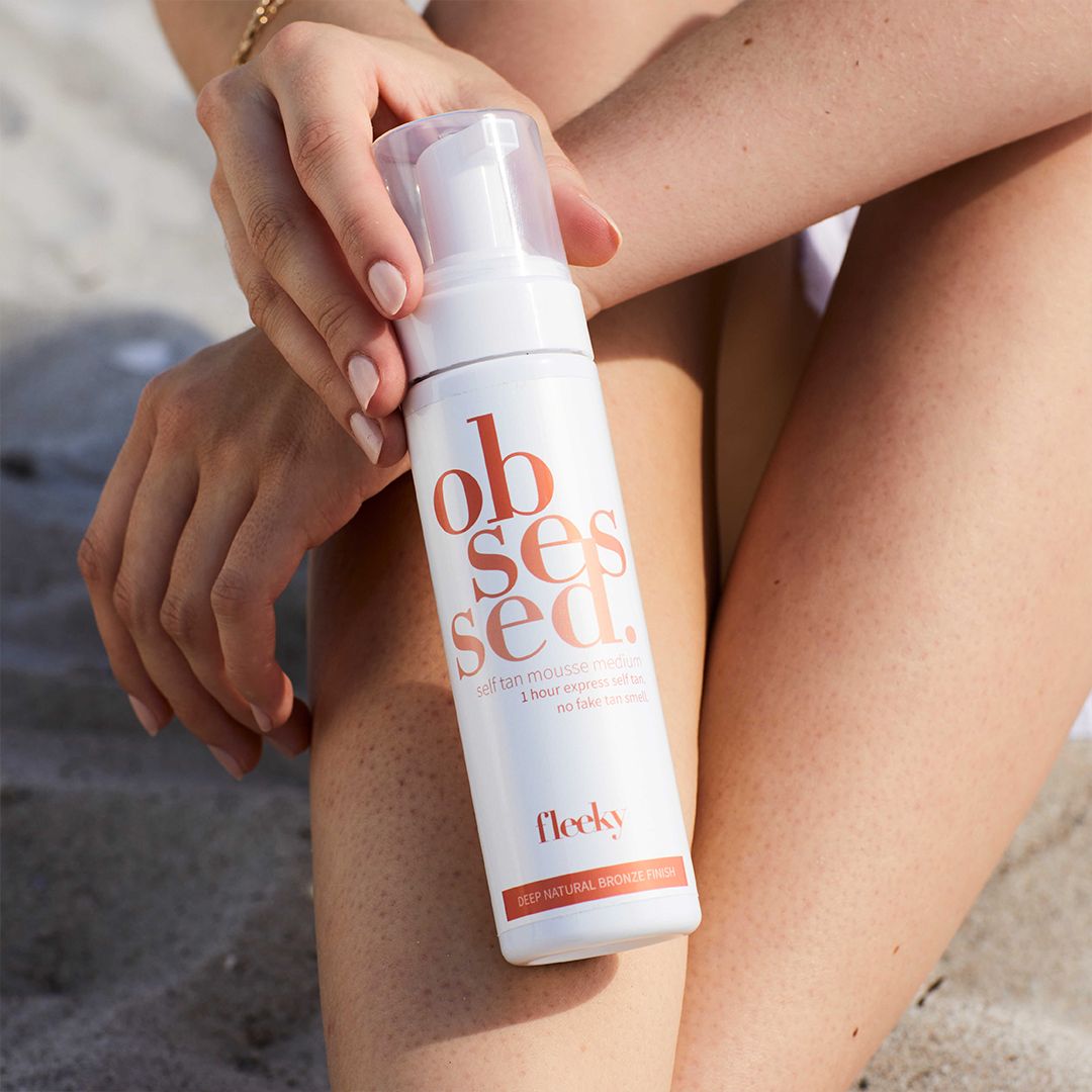 fleeky Self Tan Mousse Medium - Getöntes selbstbräuner Mousse