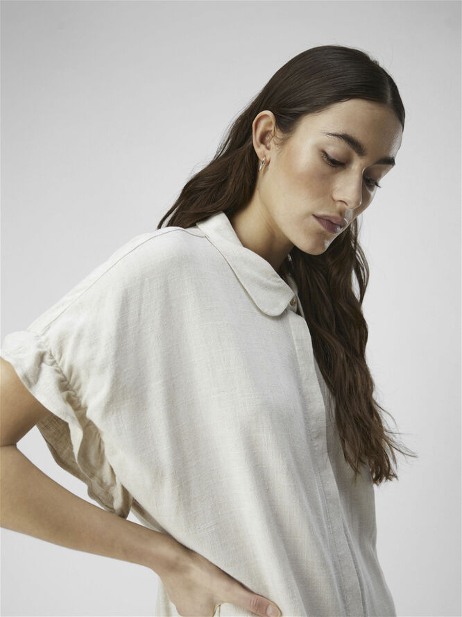 Object OBJSANNE TIANA S/S DRESS NOOS Sandshell