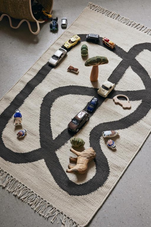 Ferm Living Lane vloerkleed 70x105 incl houten auto