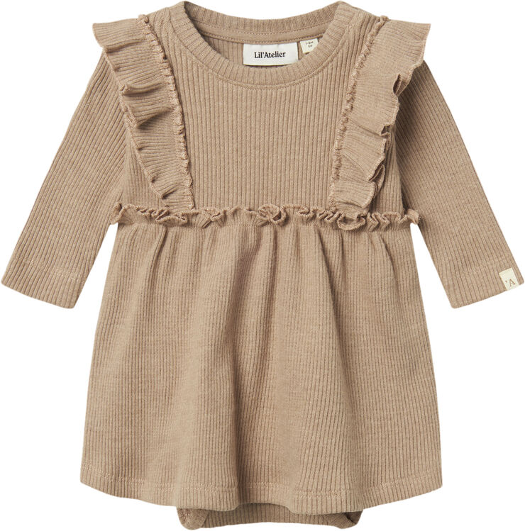 Lil' Atelier NBFSOPHIA SIN LS BODY DRESS LIL Rugby tan