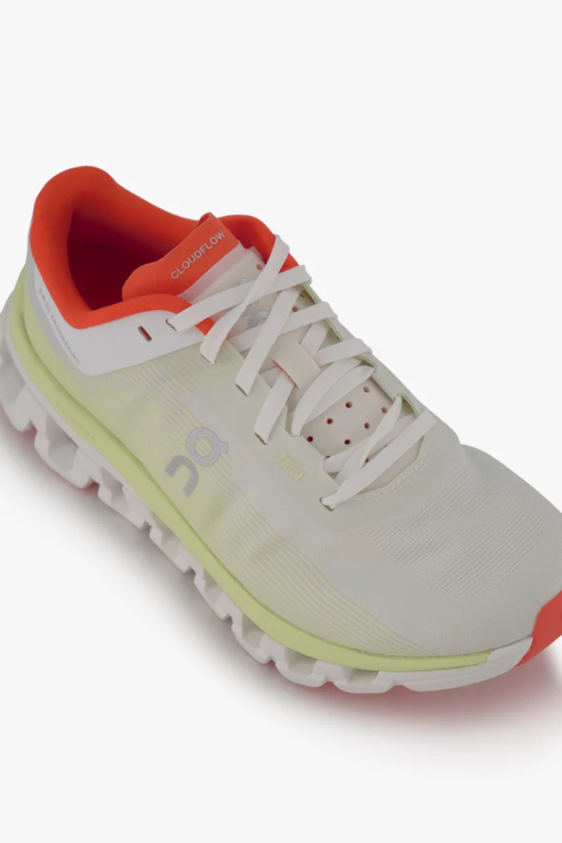 ON Cloudflow 4 Damen Laufschuh