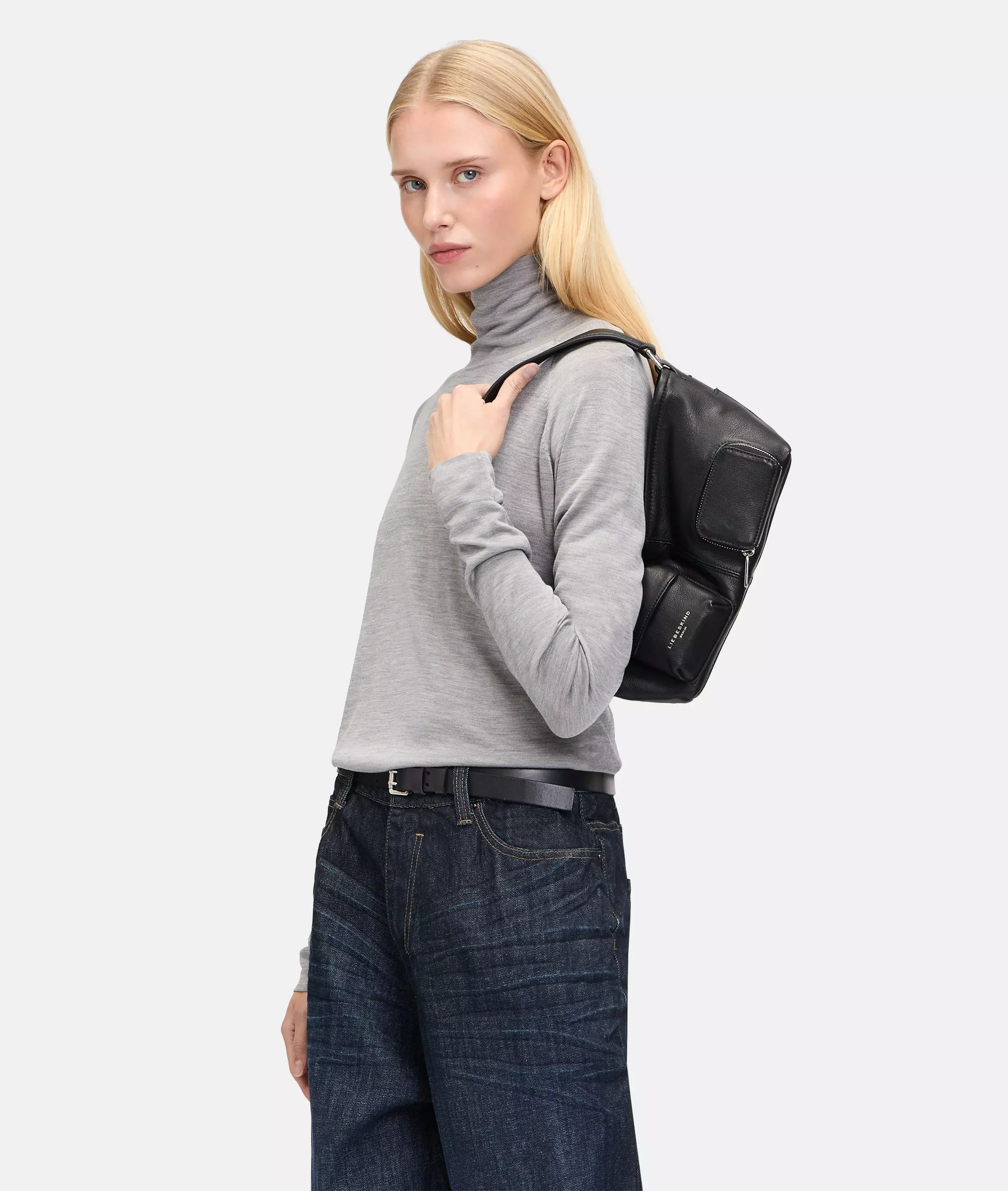 Archive LK 204 Shoulder Bag S Handy shoulder bag made of soft leather