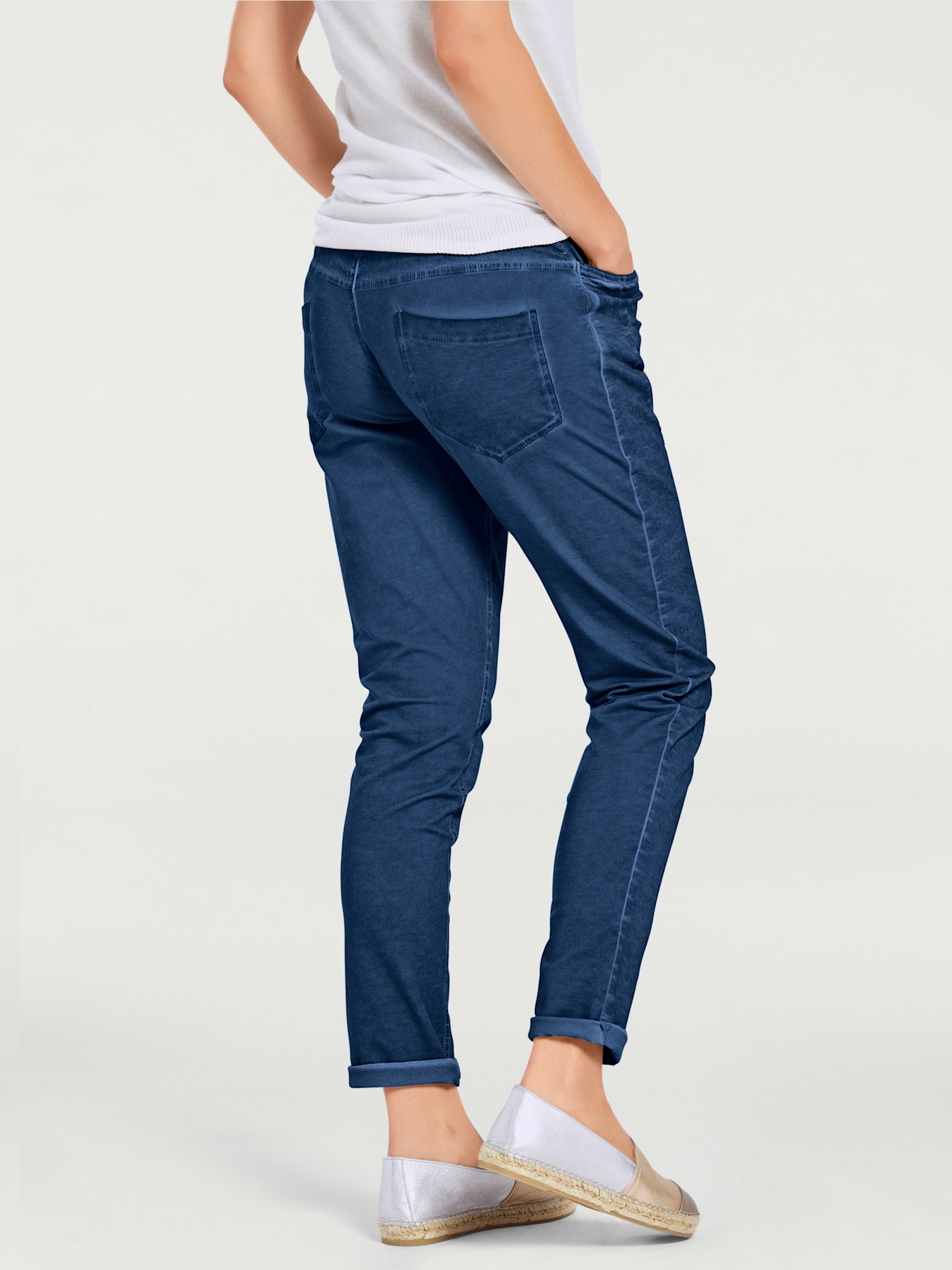 Pantalon coupe carotte