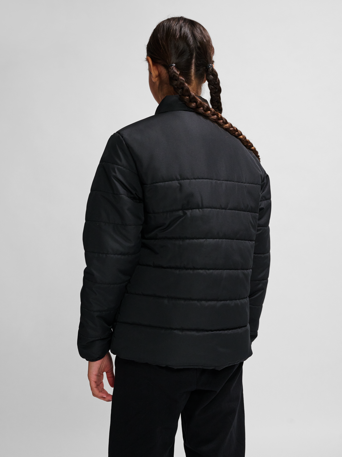 hmlESSENTIAL SHORT BENCH JKT KIDS