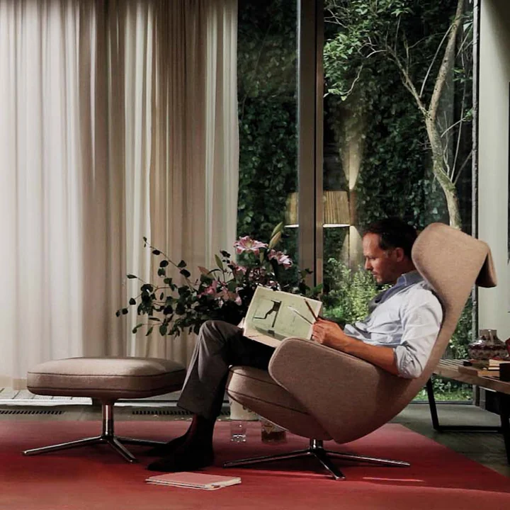 Vitra - Grand Repos Sessel, Cosy 2 hellgrau (01 kieselgrau), Aluminium poliert (Filzgleiter)