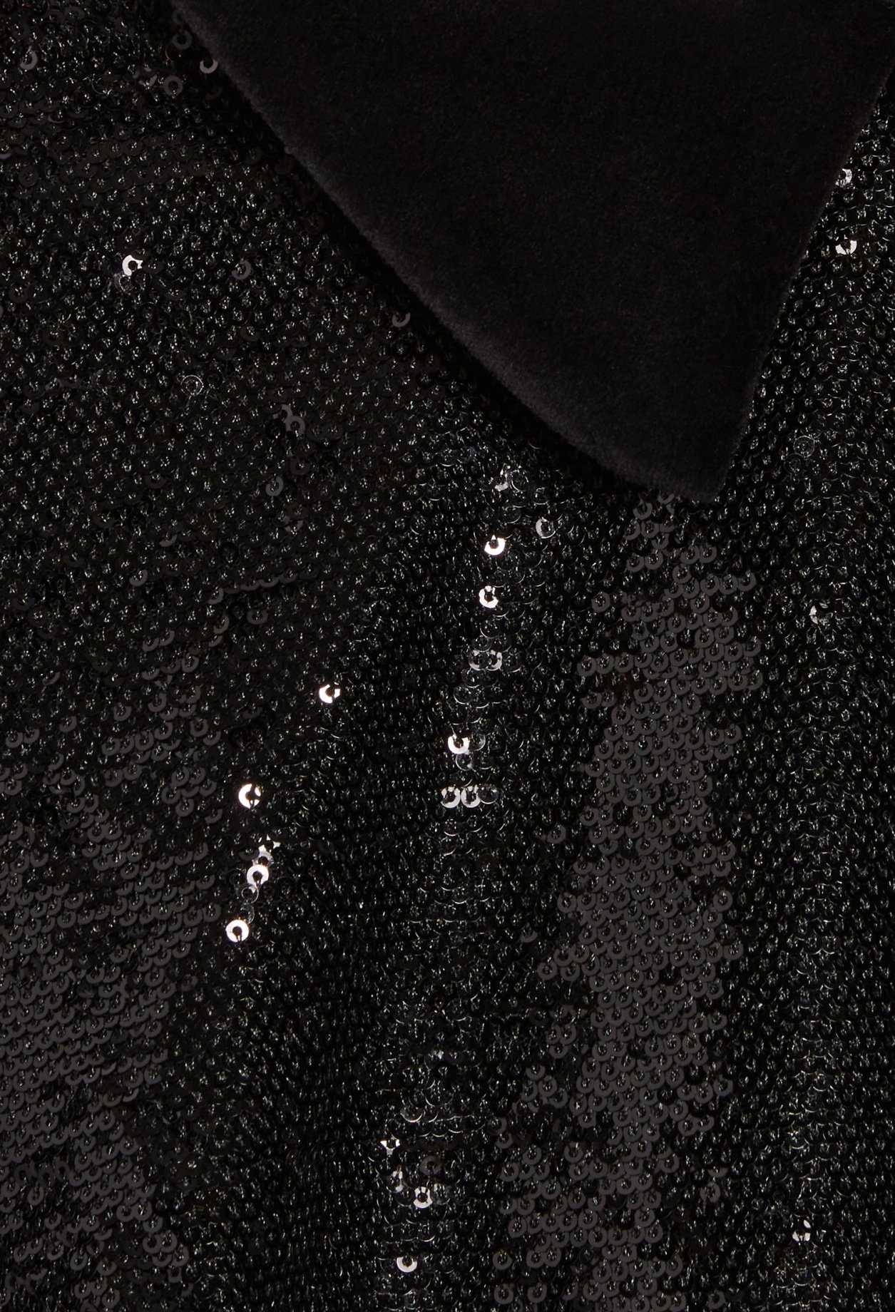 Robe courte sequins col velours noir