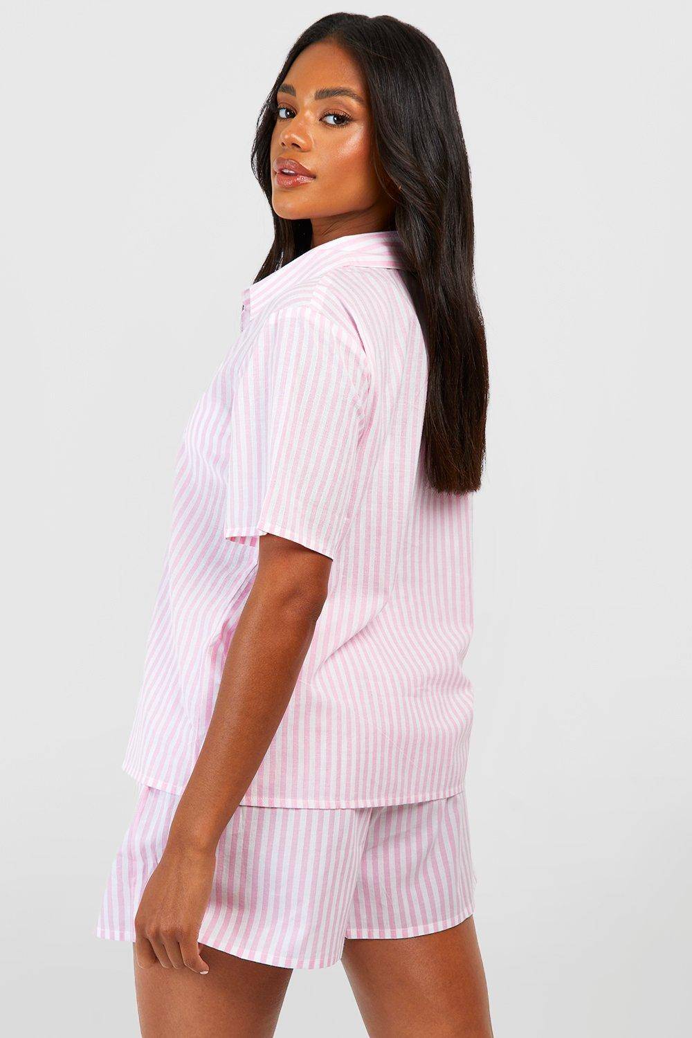 boohoo Chemise pyjama ample en coton à fines rayures et manches courtes