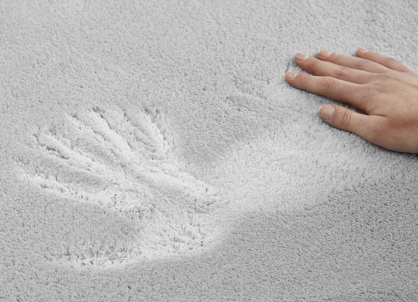 Brücken und Teppiche mit Anti-Rutschbeschichtung