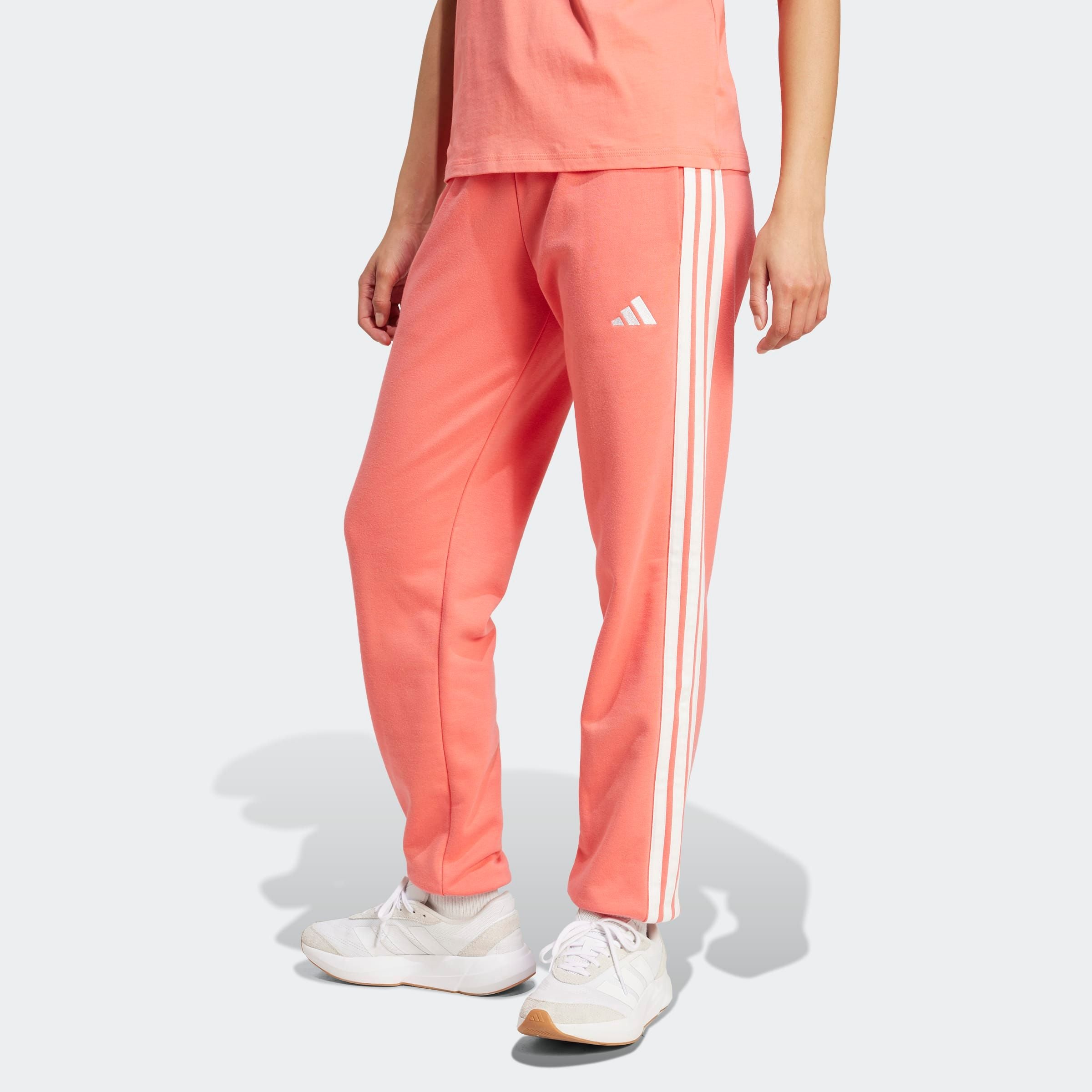 adidas Sportswear Sporthose »W 3S FT CF PT«  Reguläre Passform, mittelhoher Bund, weiches French Terry Material