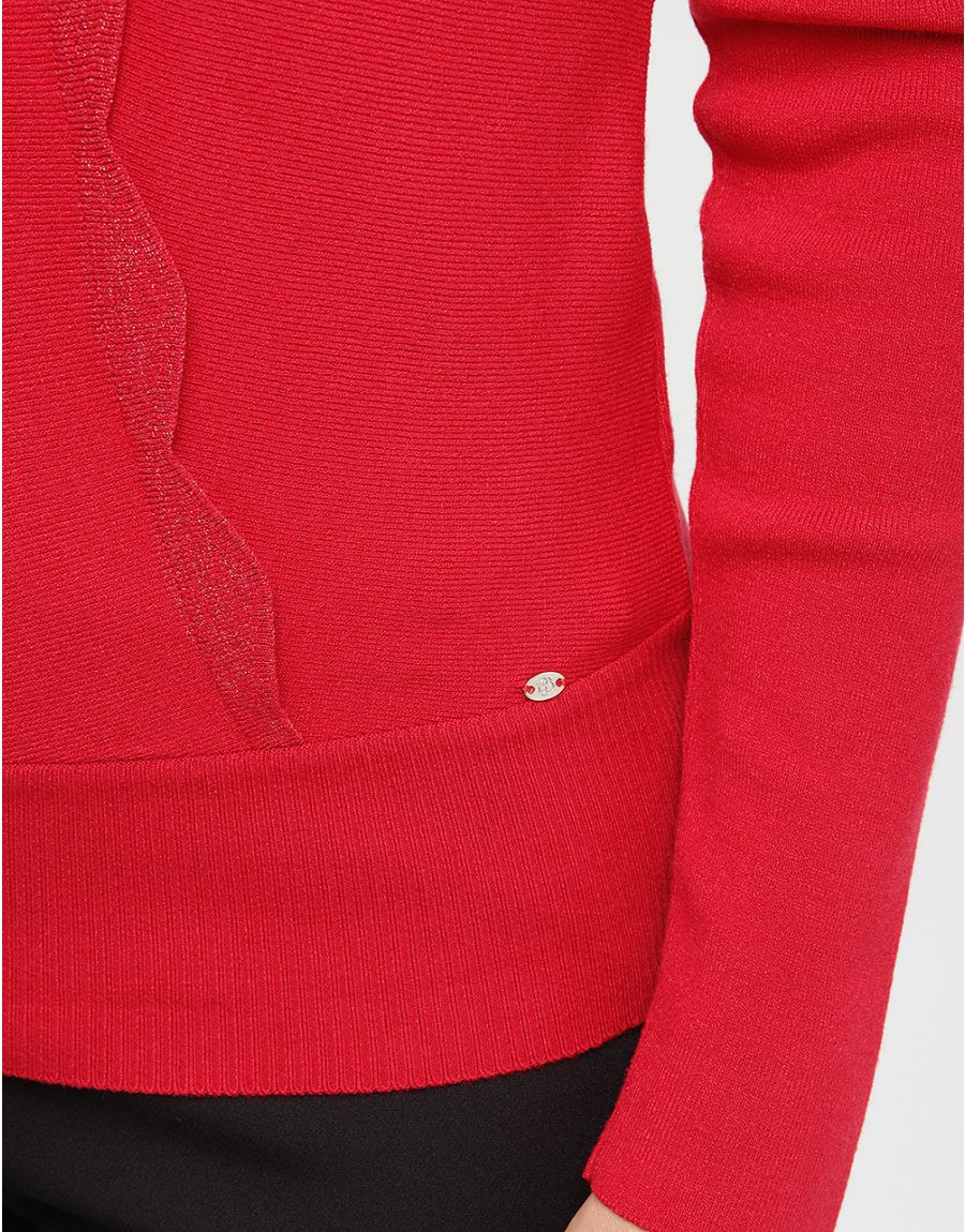 Pull cache-coeur rouge