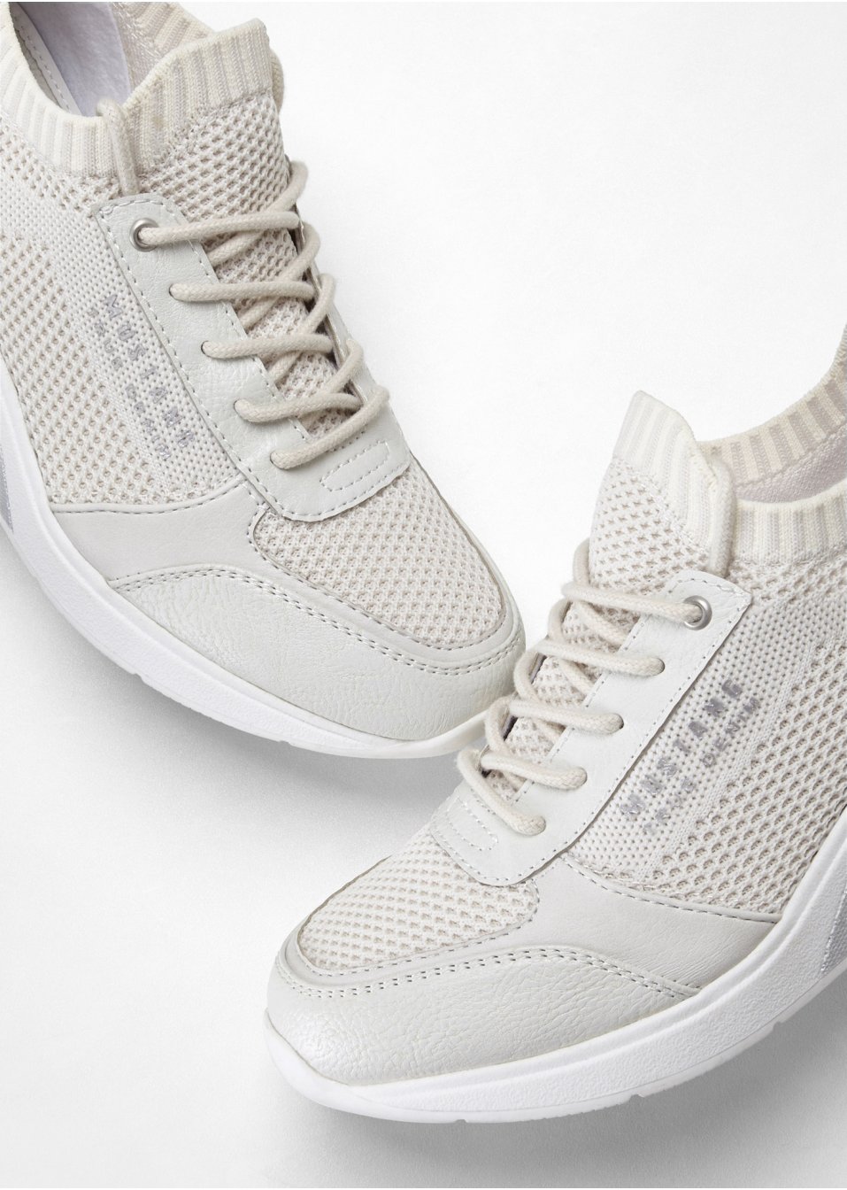 Baskets compensées Mustang