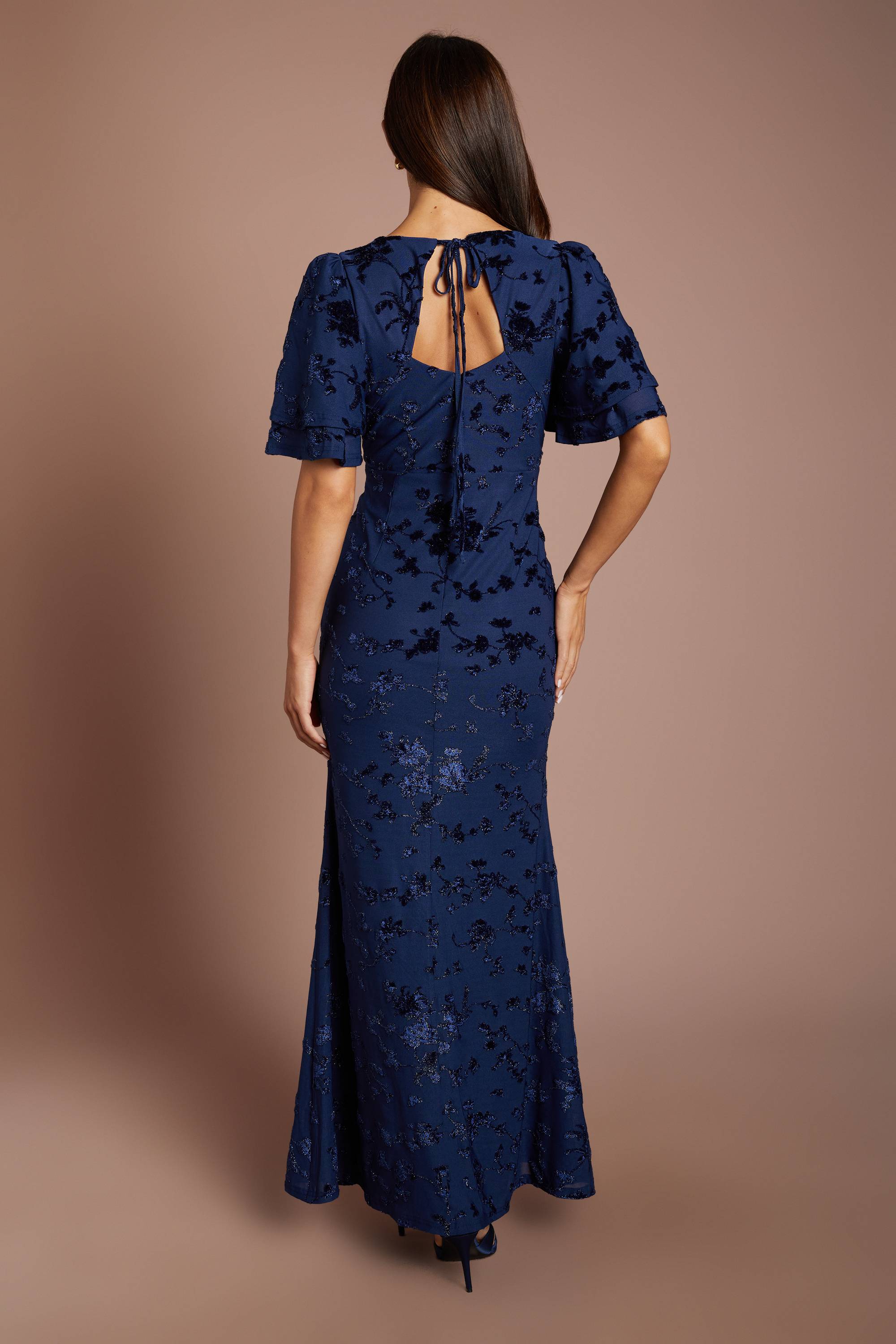 Coast Robe De Demoiselle D'honneur En Mesh Dévoré À Manches Papillon