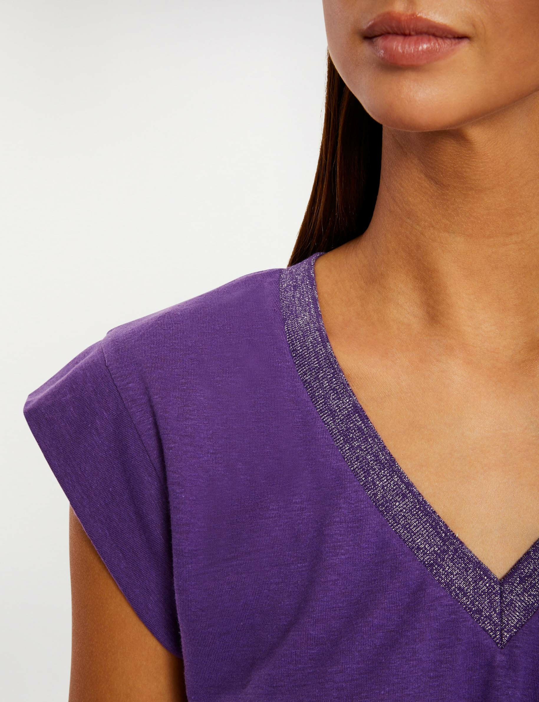 T-shirt manches courtes à col en V violet fonce femme - violet_fonce