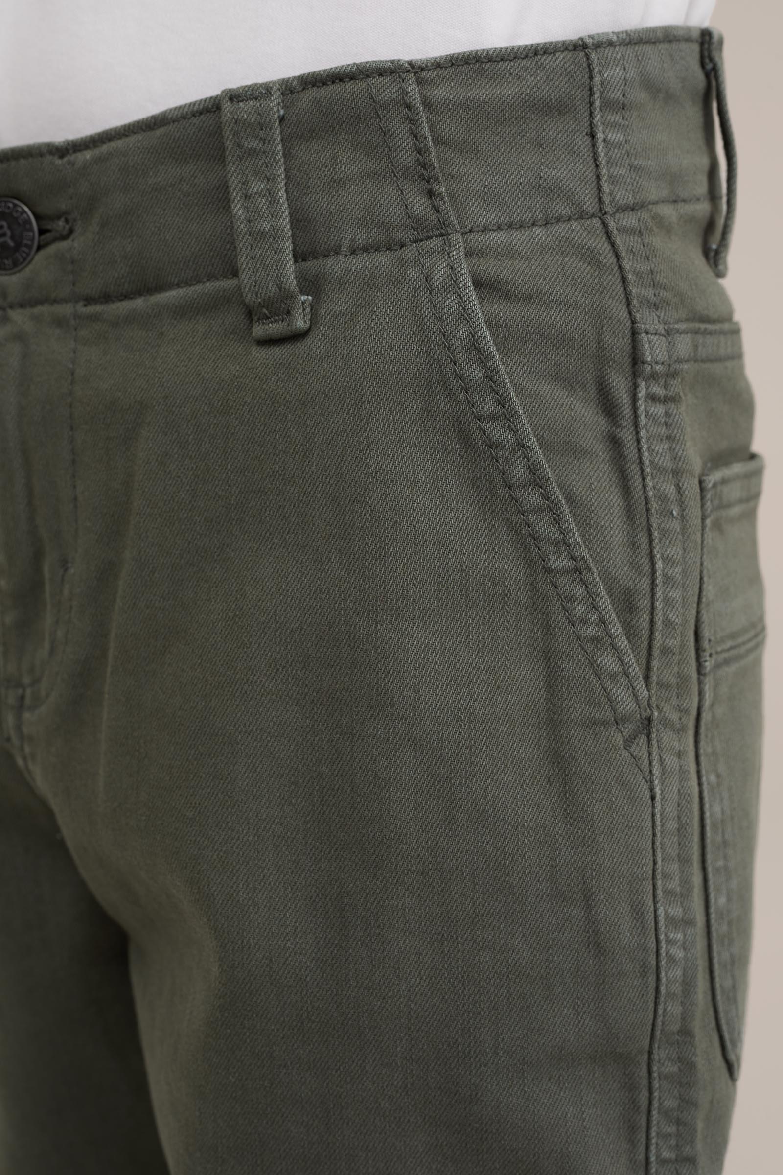 Jongens regular fit cargobroek WE Fashion Legergroen