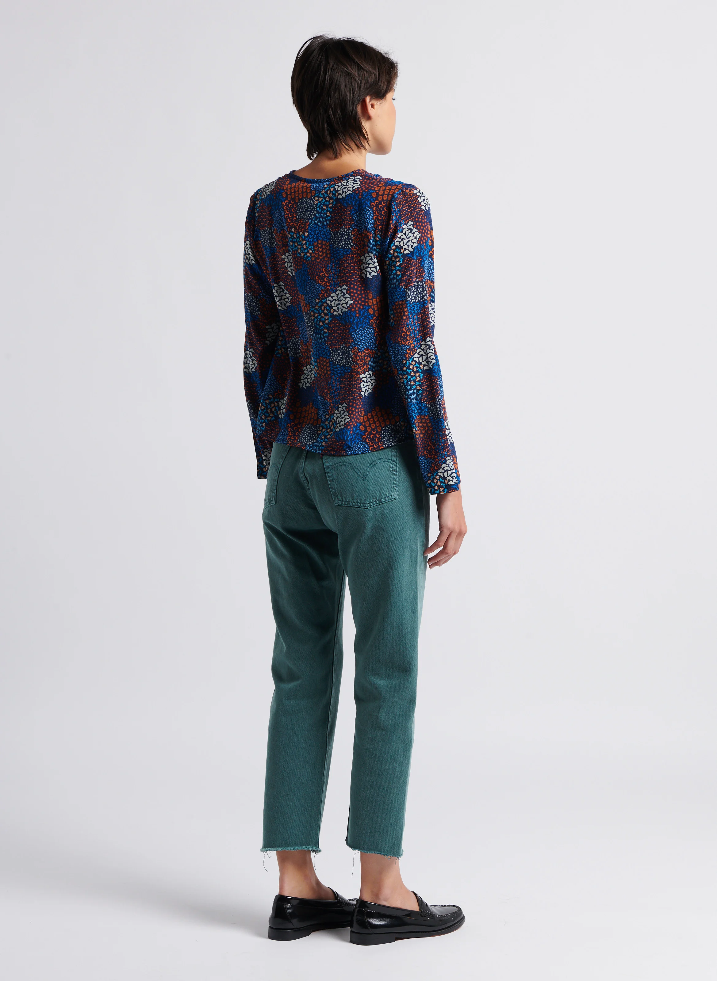 ENVOUTANTE - Blouse col V en soie | Bleu