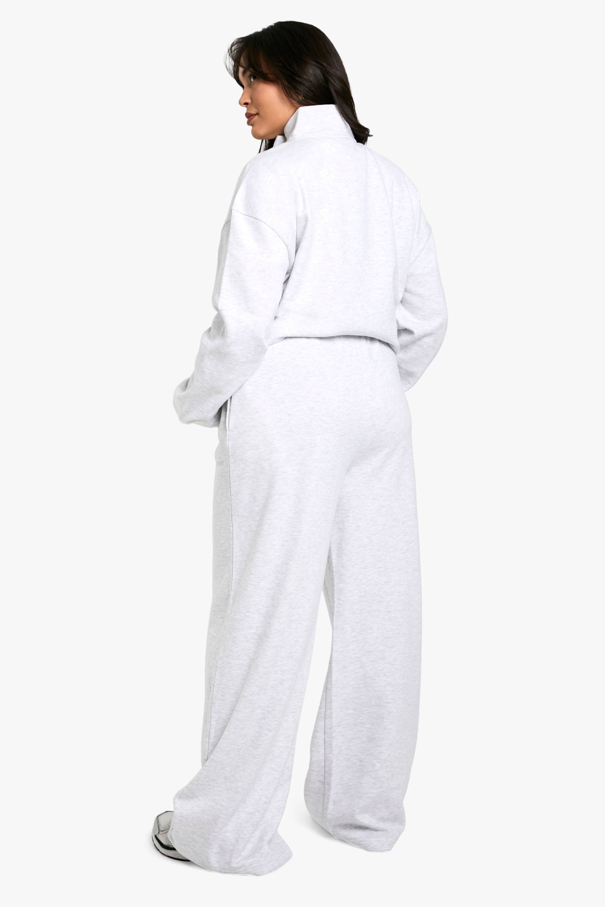 Plus Jogger à jambe large brodé DSGN Studio