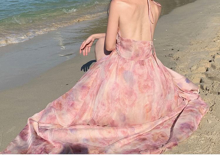 Moanum - Halter maxi-zonnejurk met bloemenprint en zijsplit