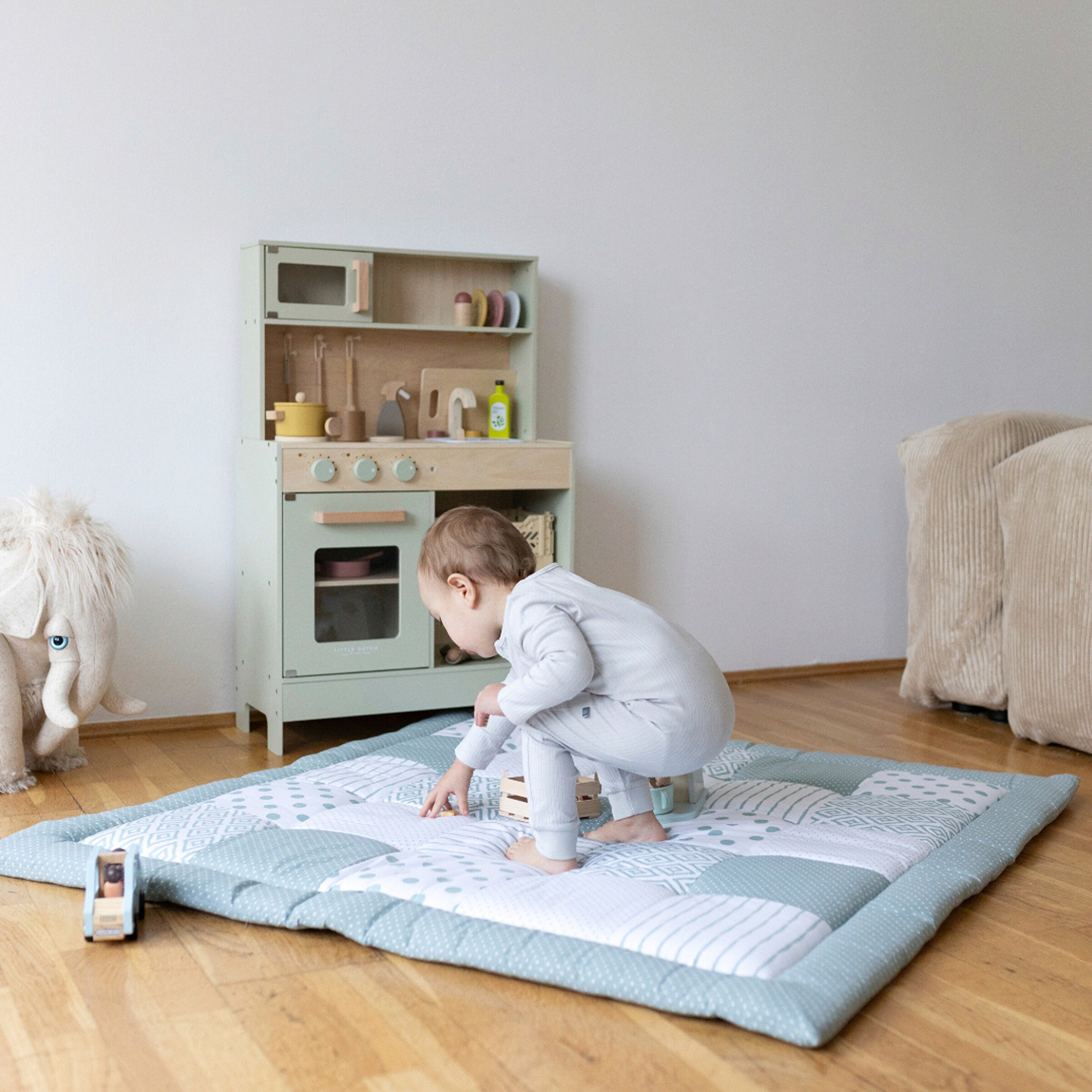 emma & noah Krabbeldecke Patchwork 120x120 cm Essential Mint