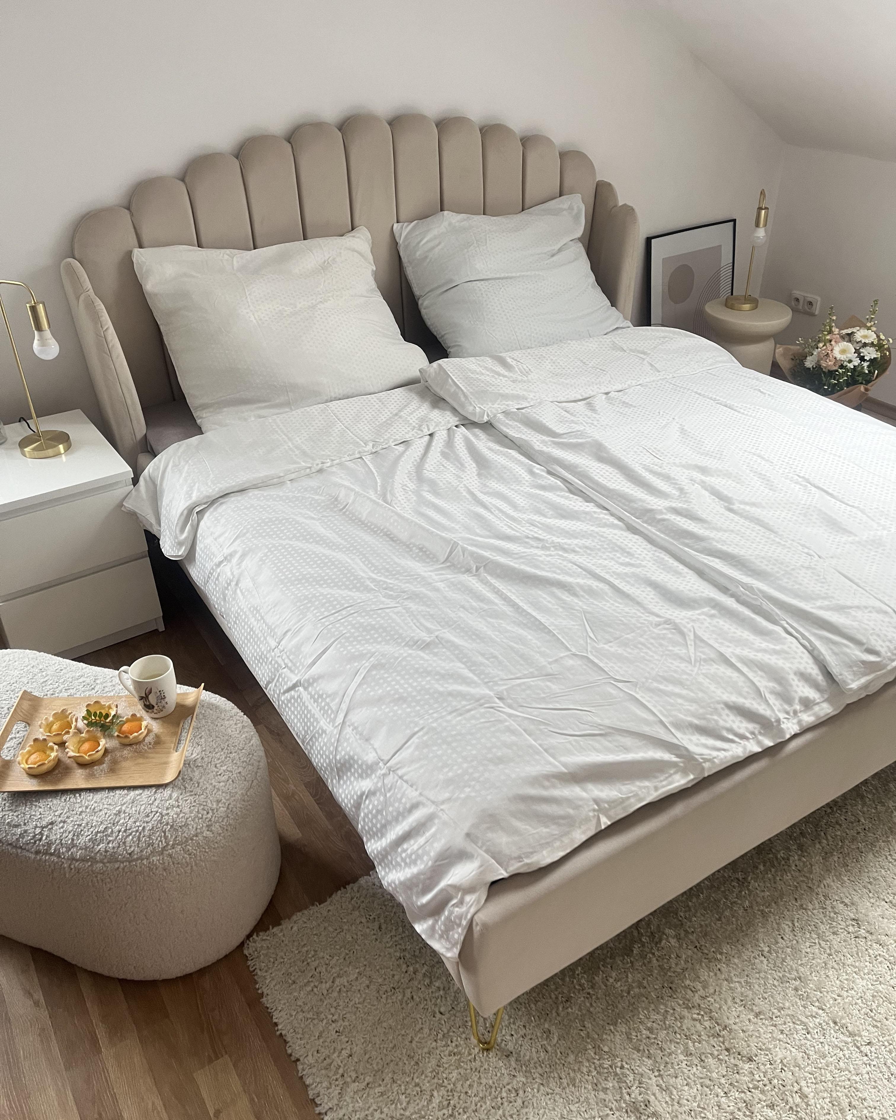 Bed Fluweel AMBILLOU 180 x 200 cm Lichtbeige