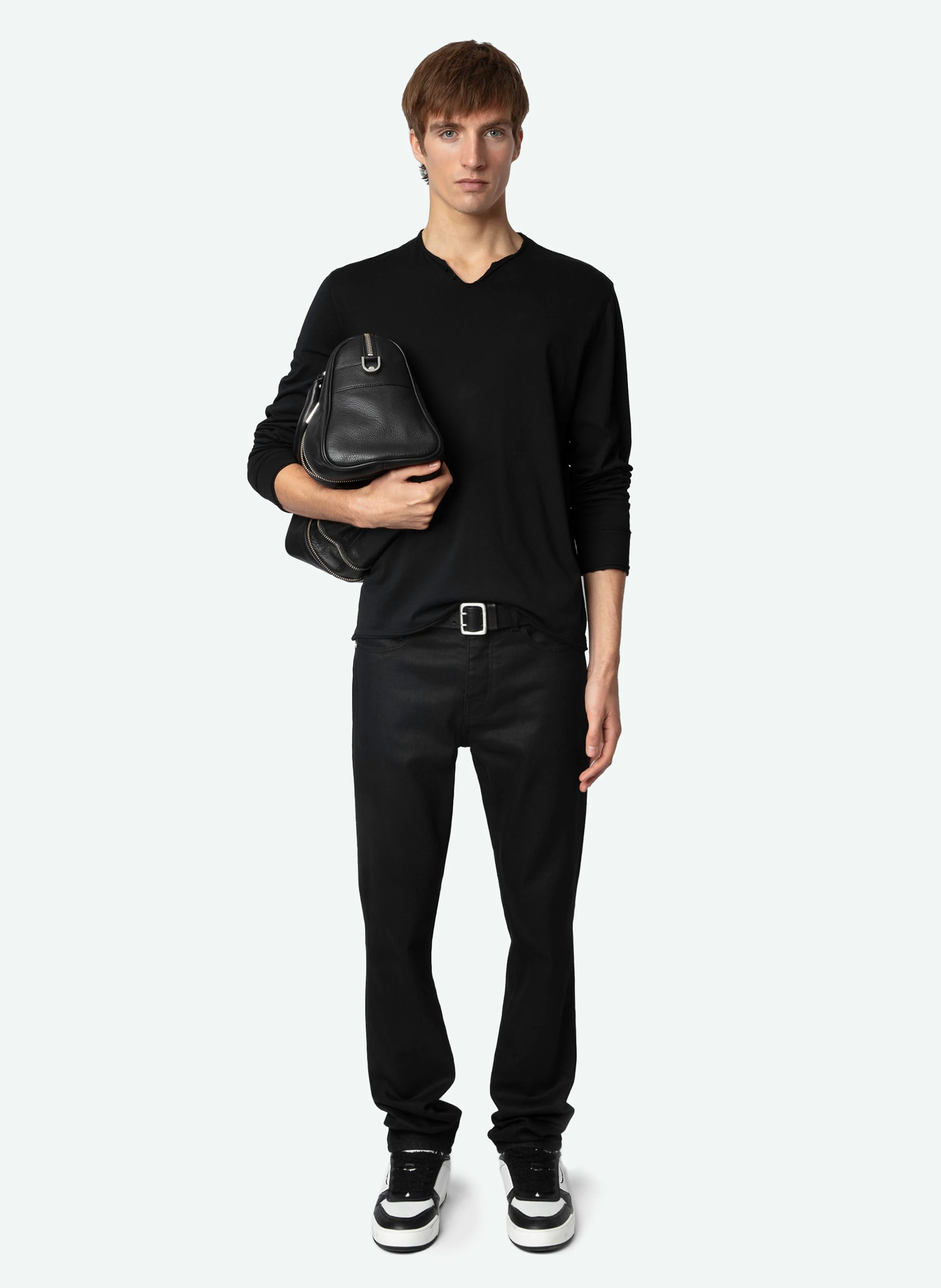 MONASTI - Tee-shirt droit en coton bio | Noir