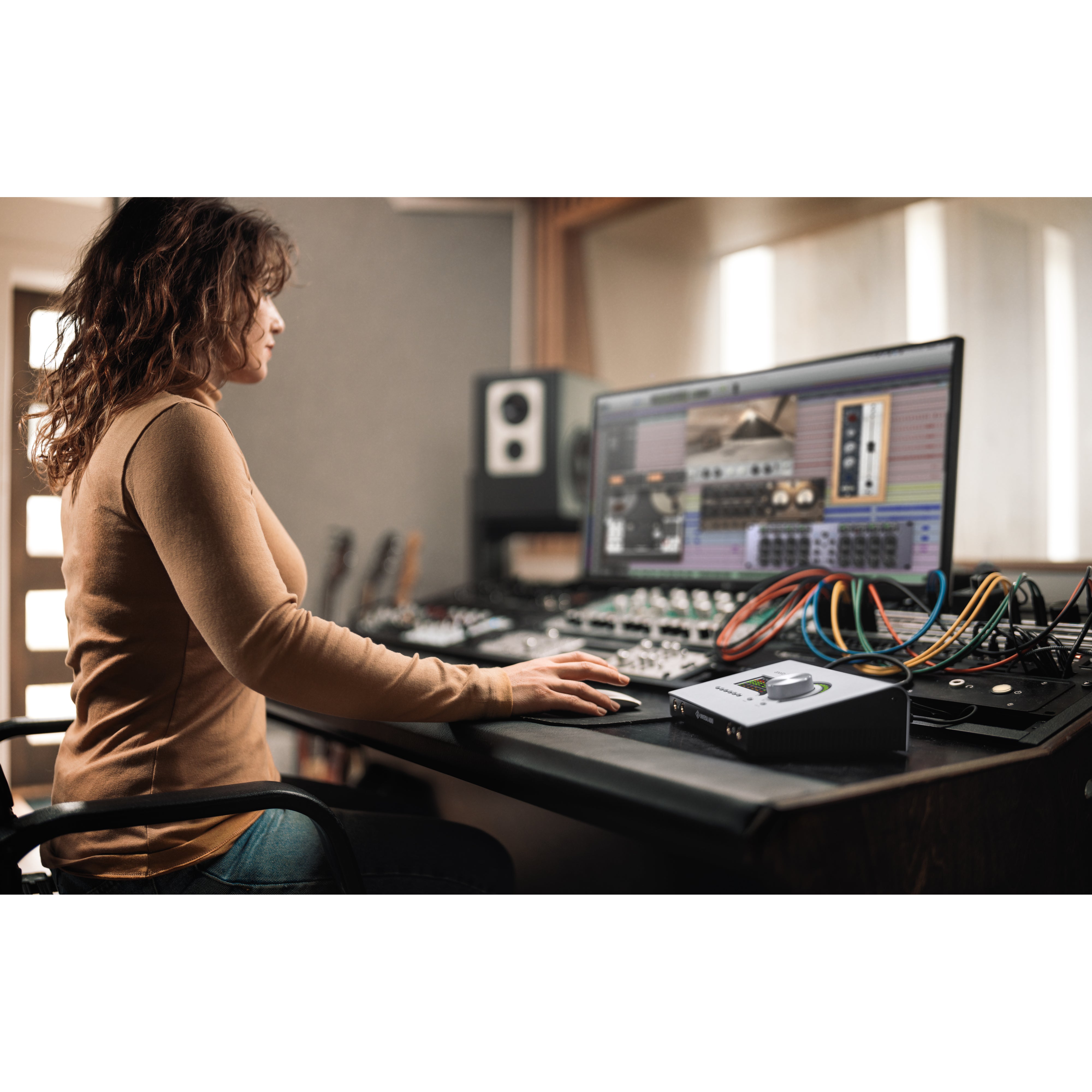 Universal Audio Apollo x4 Gen 2 Essentials+ Edition