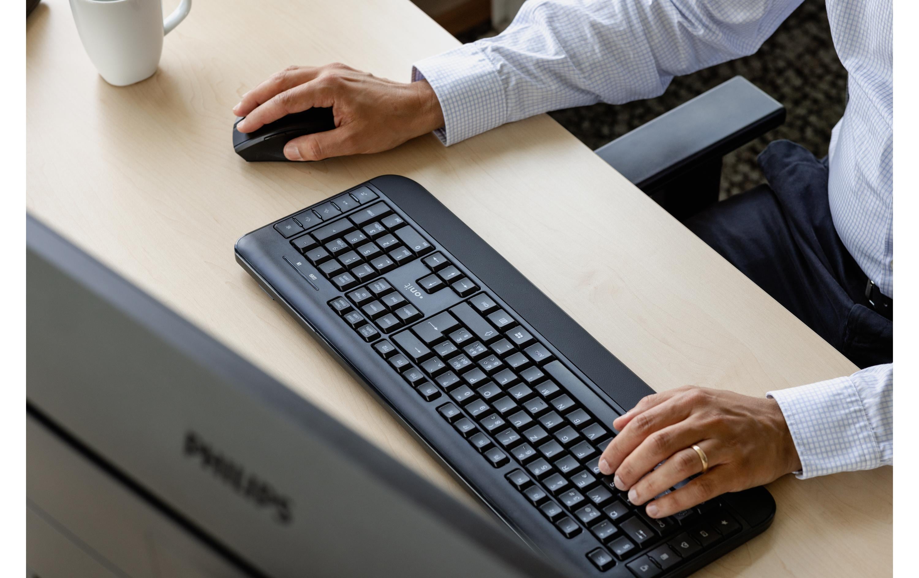 Tastatur-Maus-Set Wireless CH-LayoutSet bestehend aus kabelloser Tastatur und Maus