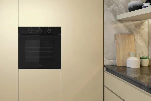 Whirlpool OMK38HU0B - Ovn - til indbygning - niche - bredde: 56 cm - dybde: 56 cm - højde: 58.3 cm - med selv-rengøring - Klasse A - sort