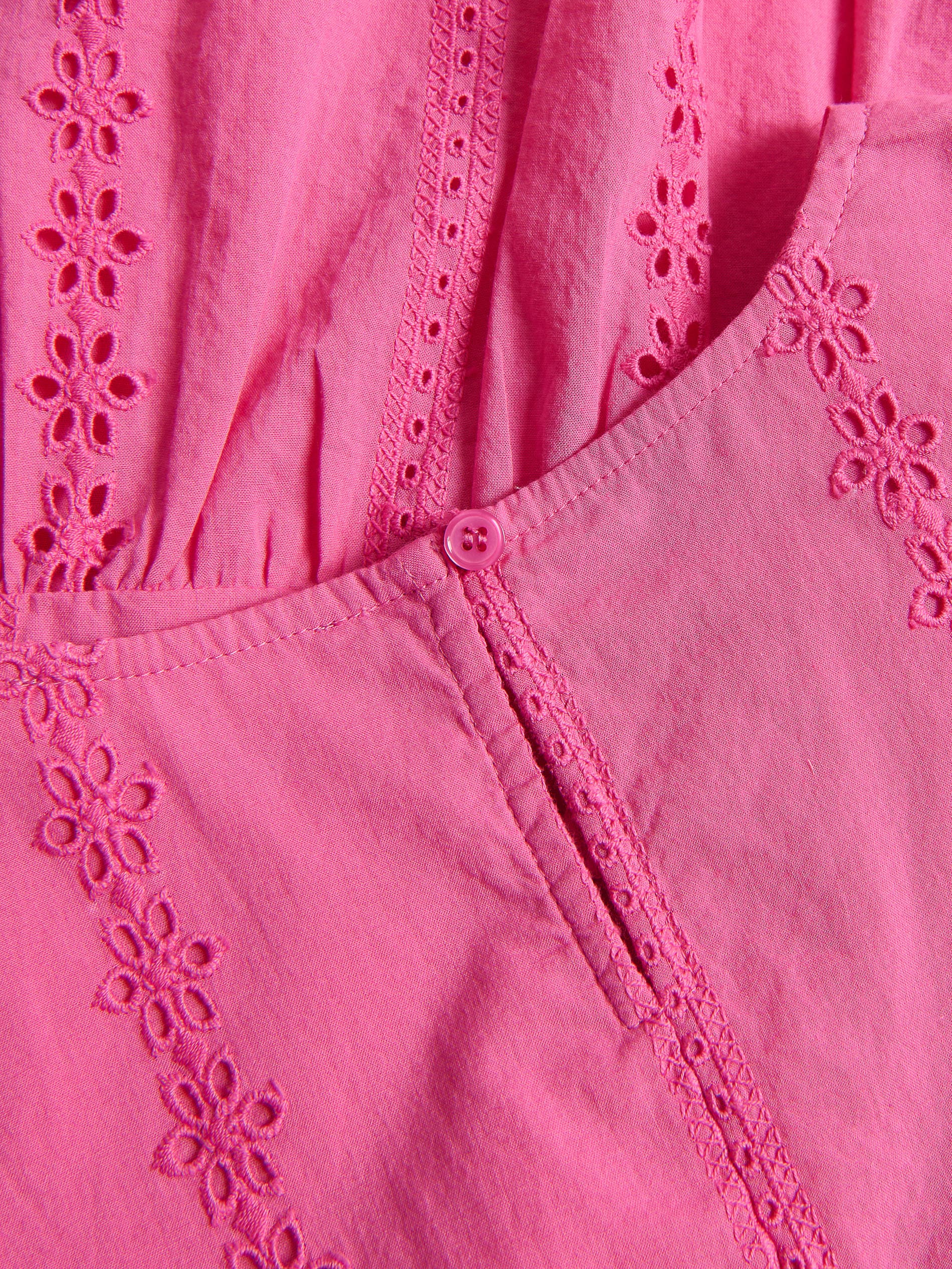 Kleid aus Baumwolle