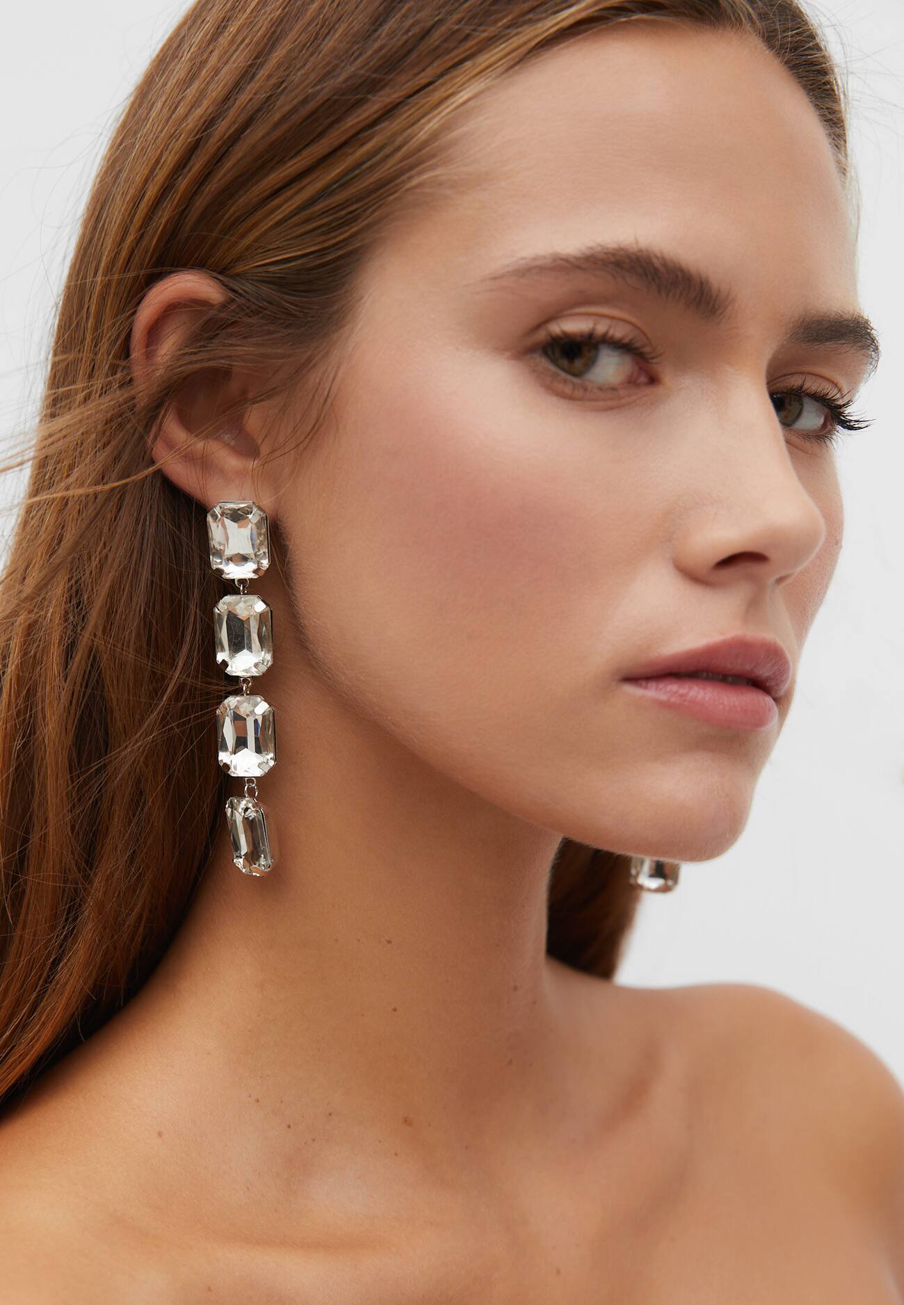 Brincos geométricos com strass