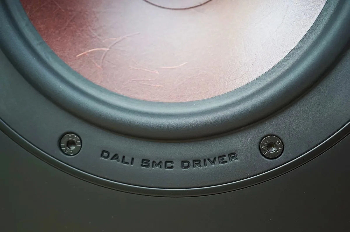 Dali Opticon 2 MKII Chêne foncé (la paire) Enceintes bibliothèque