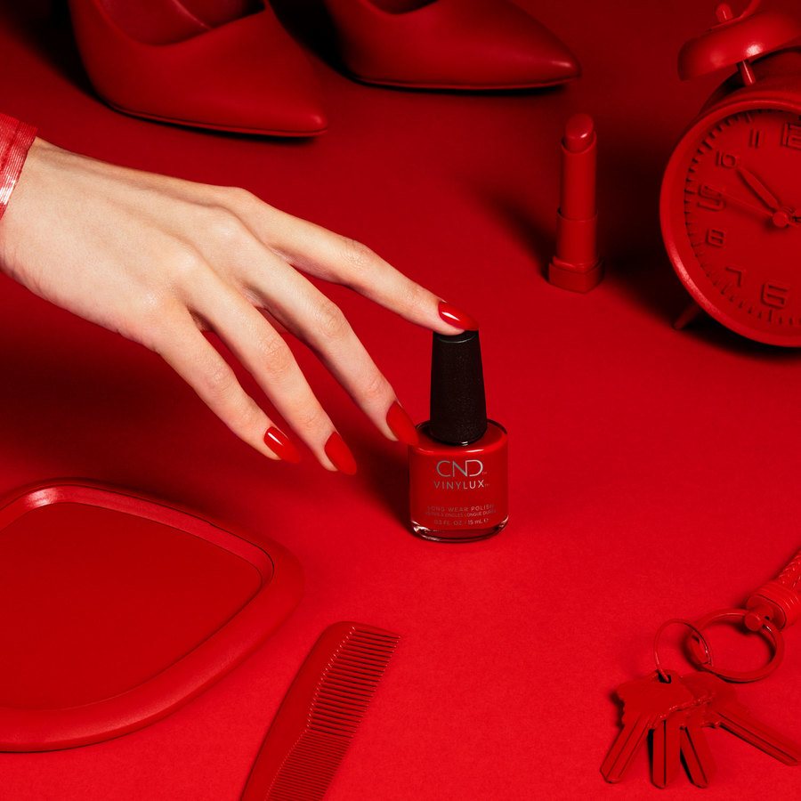 CND VINYLUX Long Wear Polish Poppy Fields #398 VINYLUX, 15ml