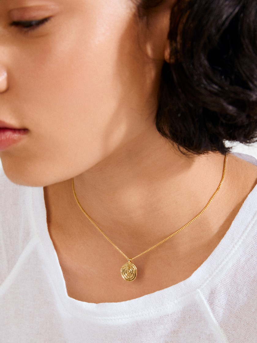 Air Coin Necklace Old Gold