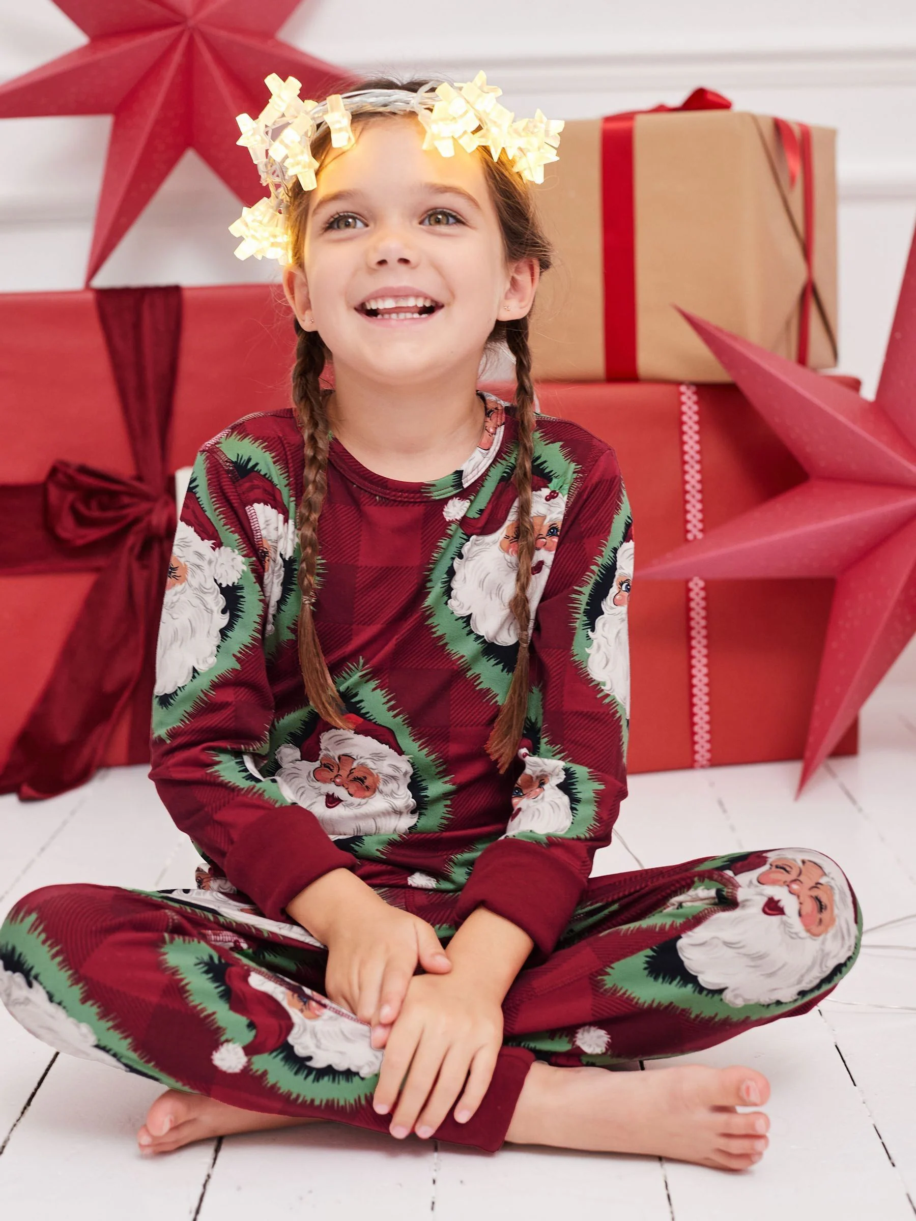 Chelsea Peers Christmas Jolly Santa Print Long Pyjamas Set