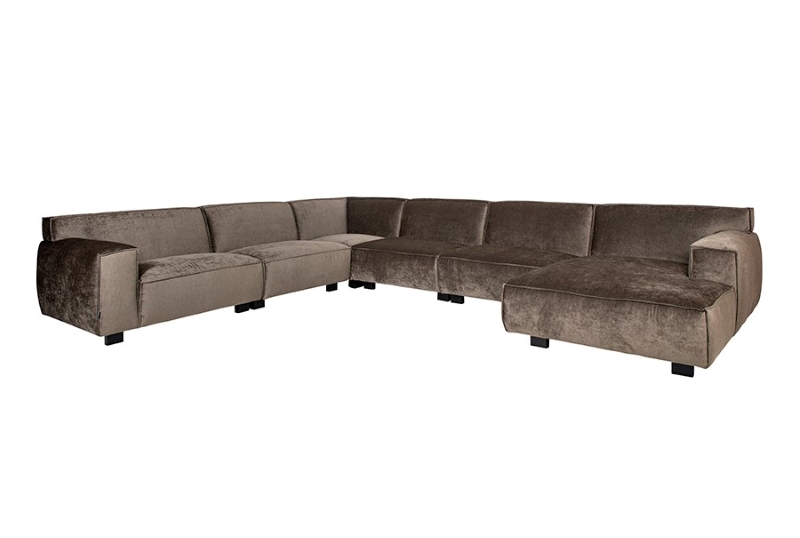Vesta U-hjørnesofa 22-hjørnesofa med sjeselong høyre. I velurtekstil Eros Mole med standard søm, skumkomfort og sorte treben (10cm).