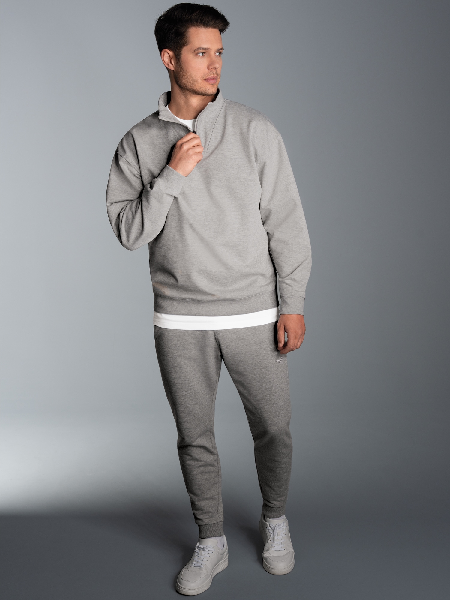 Jogginganzug in bequemer Sweat-Qualität Grau-melange