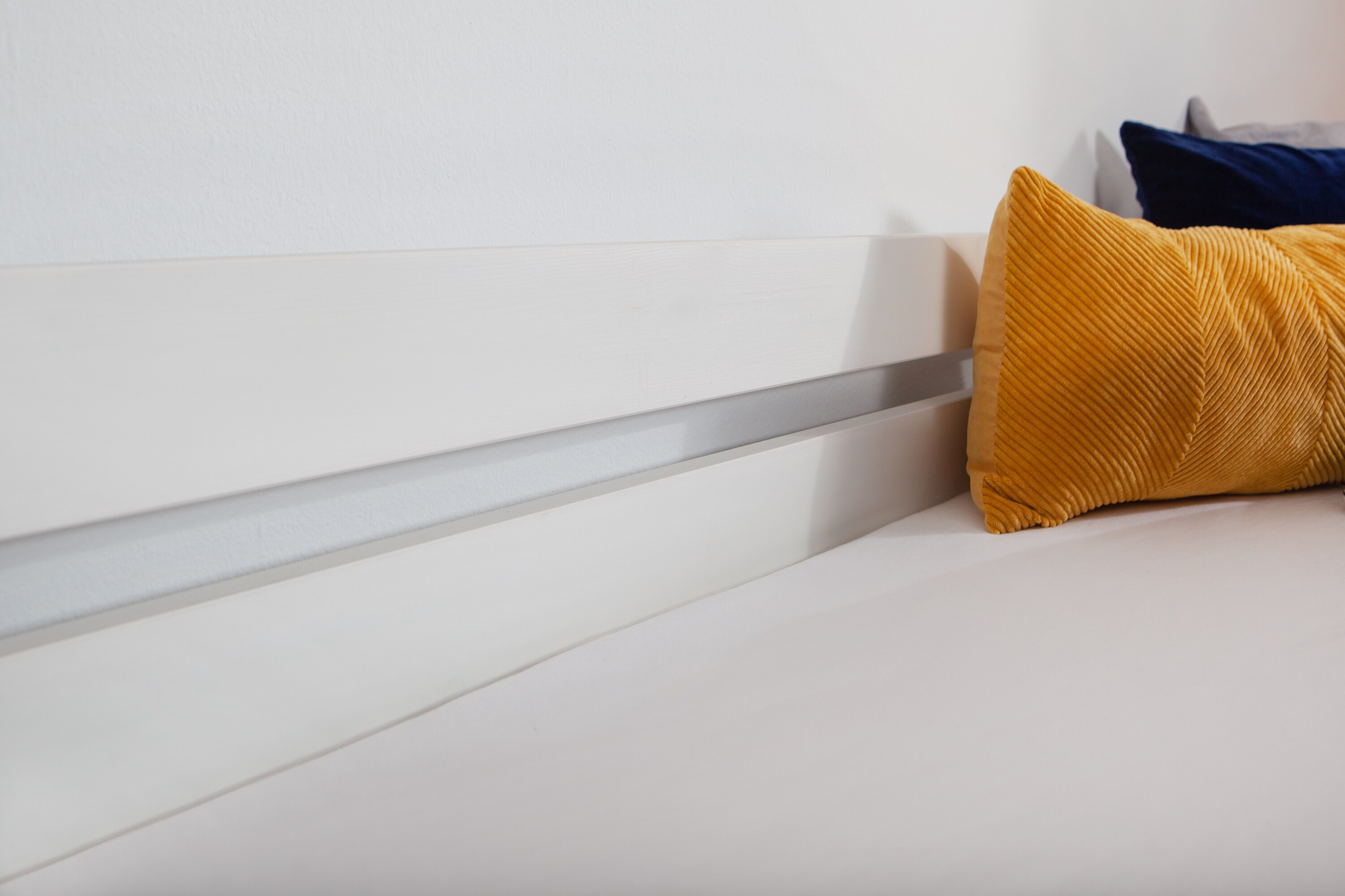 TiCAA Sofabett Naomi inkl. 5x Schubkästen, 120x200, Weiß