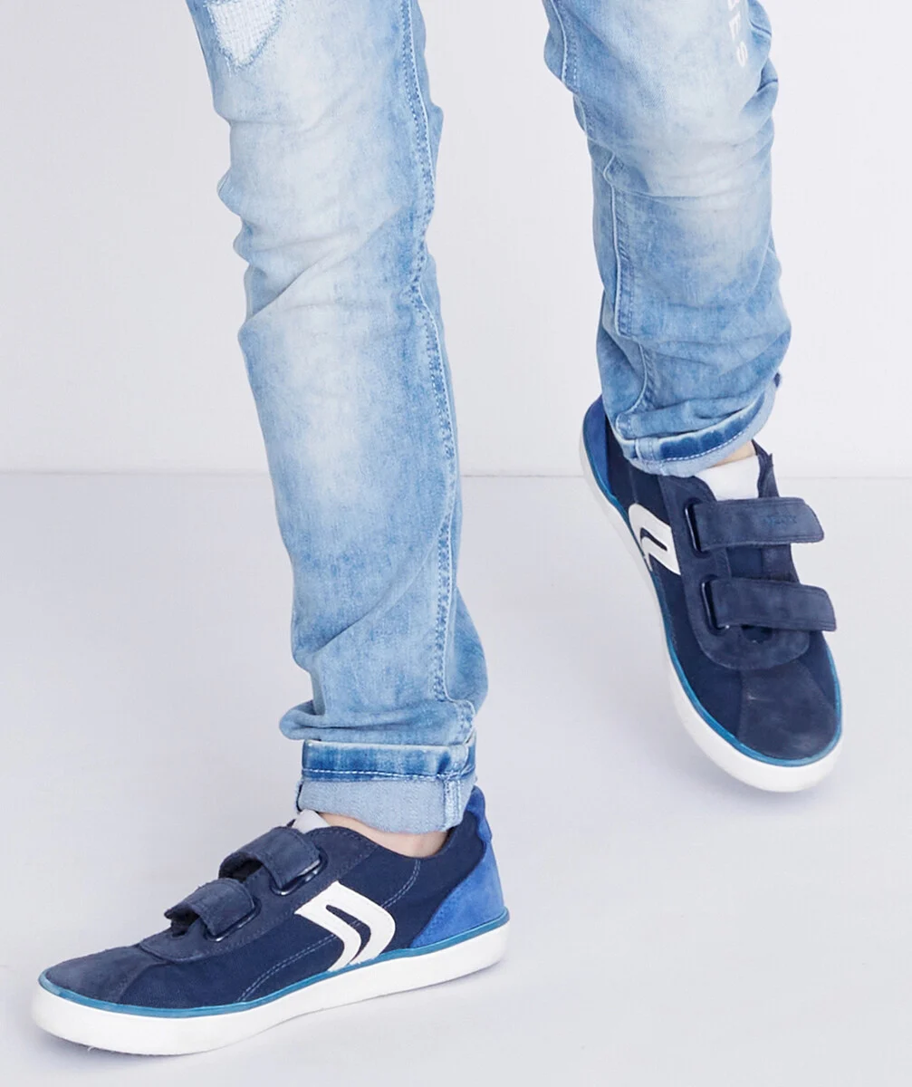 GEOXLES BASKETS BLEUES EN SUÈDE ET TOILE