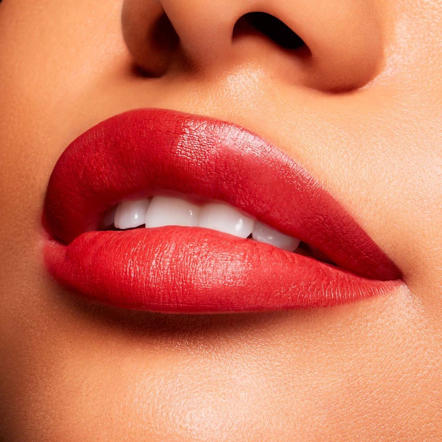 MAC Powder Kiss Velvet Blur Slim Stick Dubonnet Buzz 2g