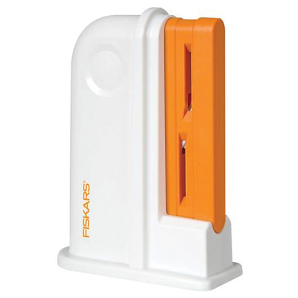 Aiguiseur de ciseaux universel Fiskars® coloris blanc/orange