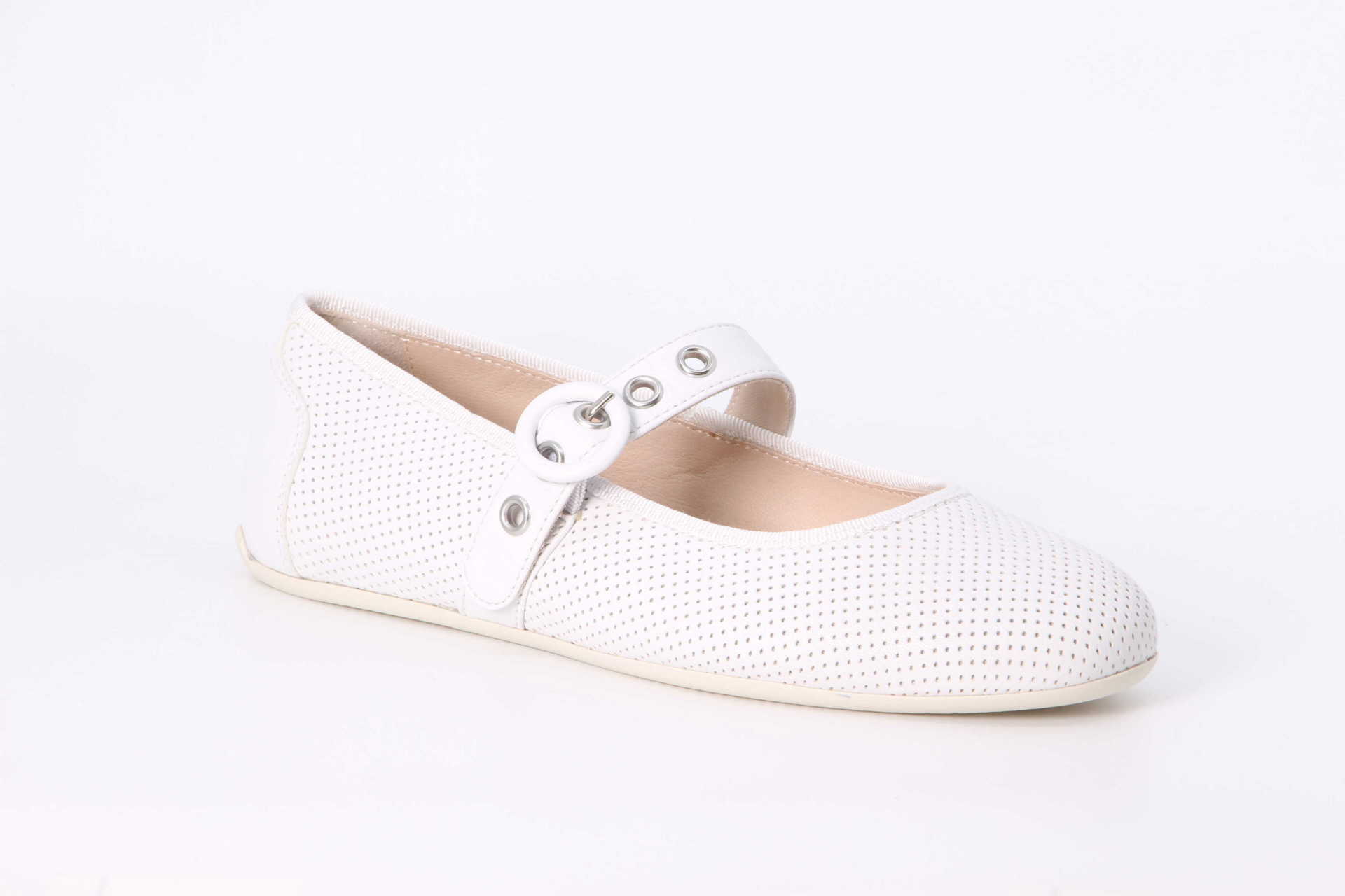 Candice Cooper Daphne Brid white