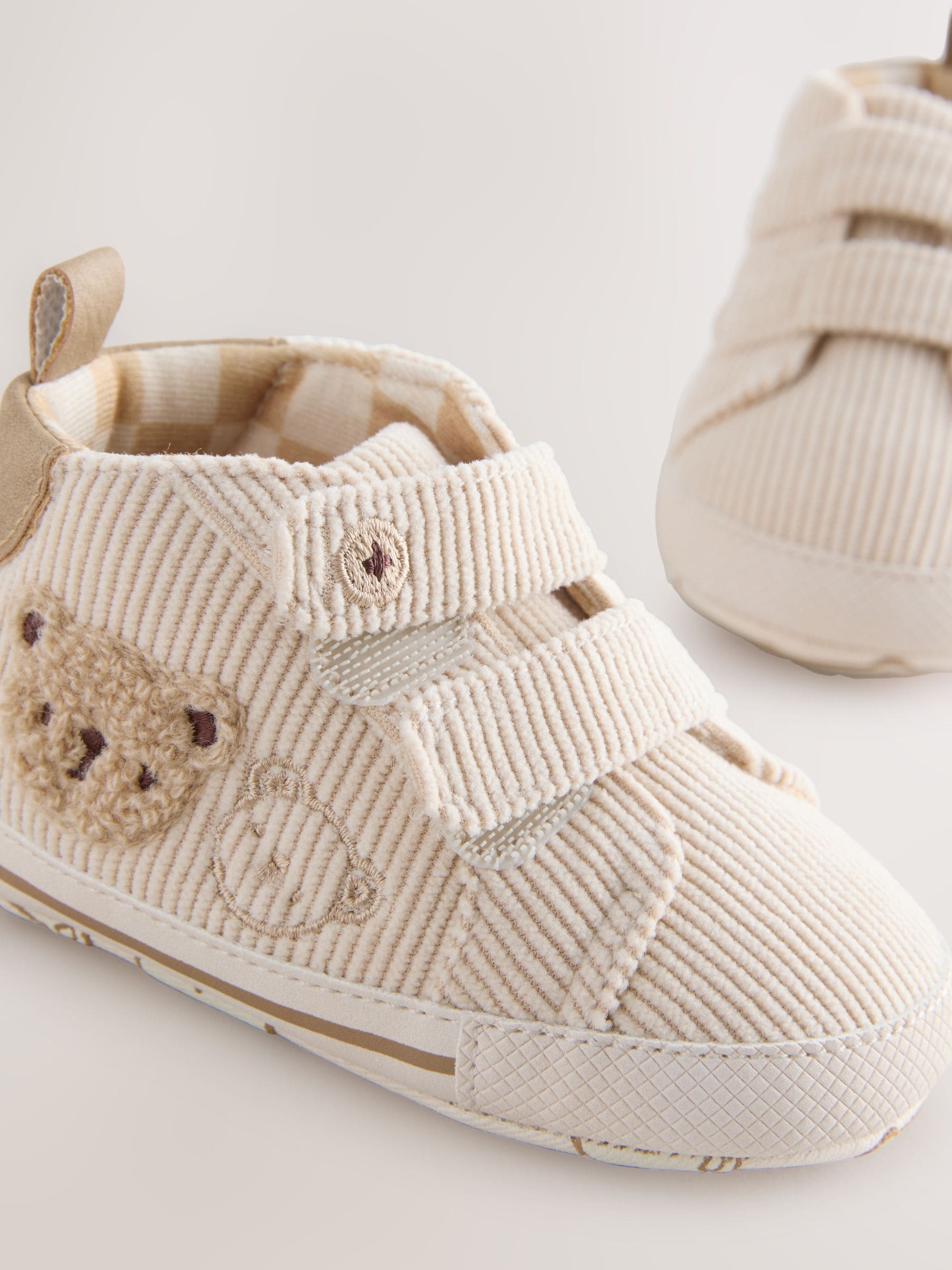 Neutraal met beren - Babysneakers met klittenbandsluiting (0-2mnd)