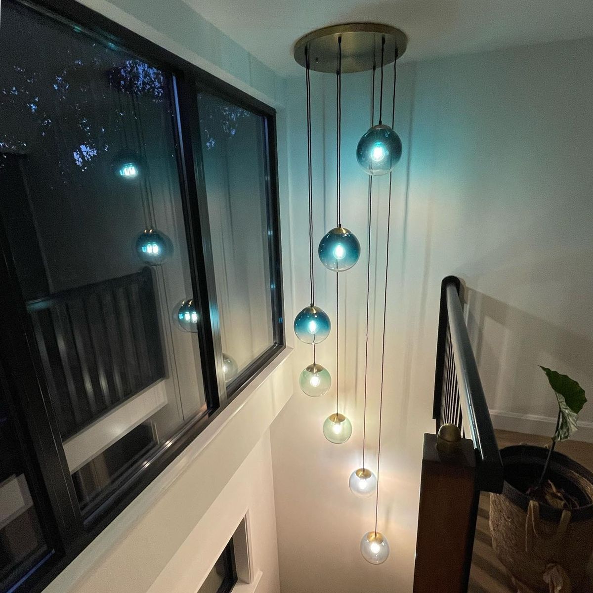 Art deco hanglamp messing met blauw glas 7-lichts - Pallon