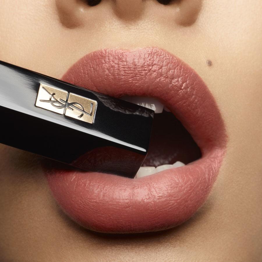 Yves Saint Laurent The Slim Velvet Radical Lipstick 301 2g